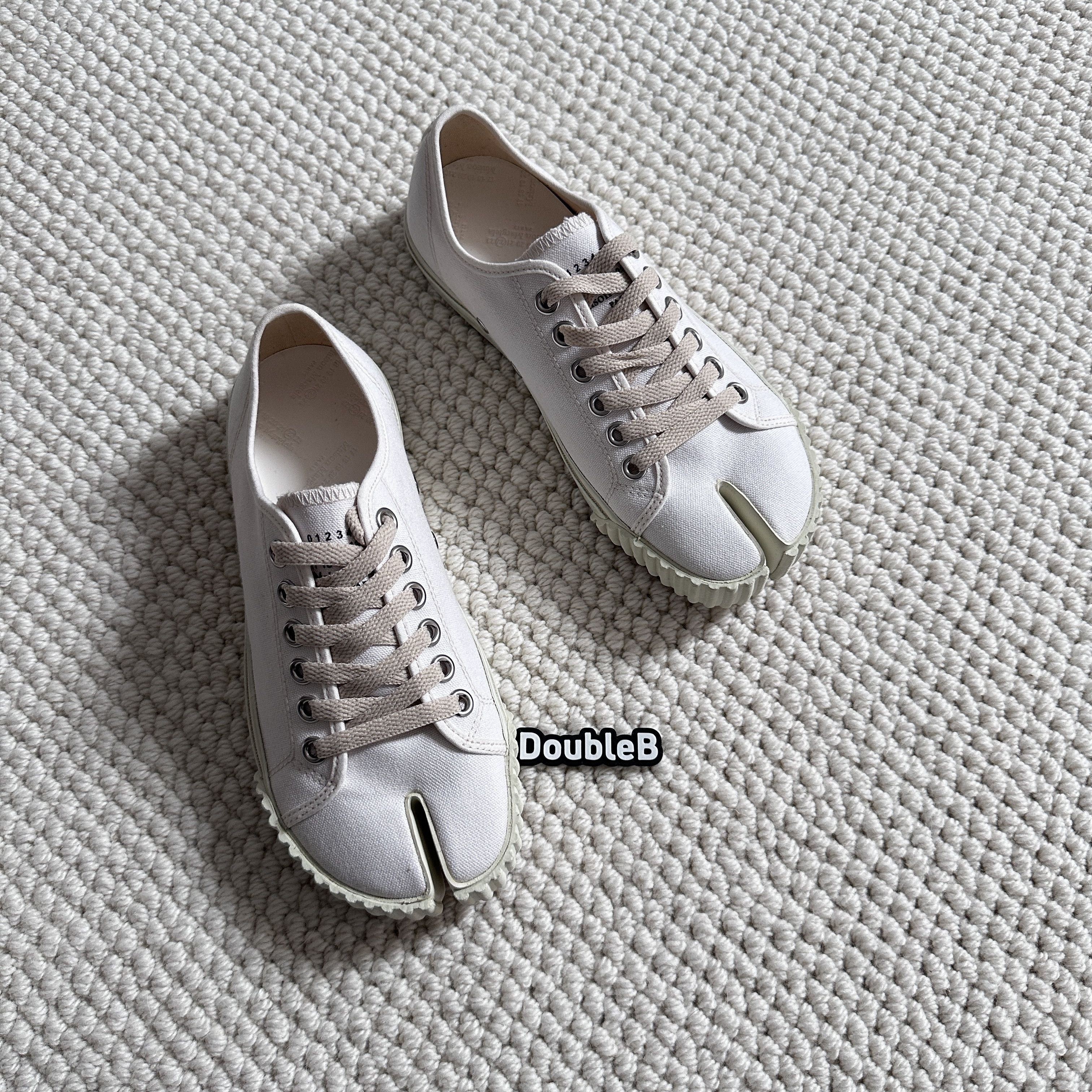 Maison Margiela Maison Margiela Tabi Sneakers Size 38 | Grailed - 靴