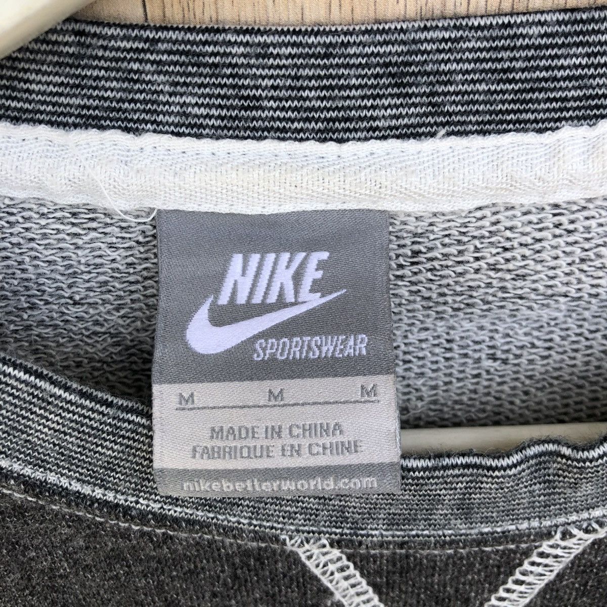 Nike Vintage Nike Grey Center Sweatshirt Size M / US 6-8 / IT 42-44 - 5 Thumbnail