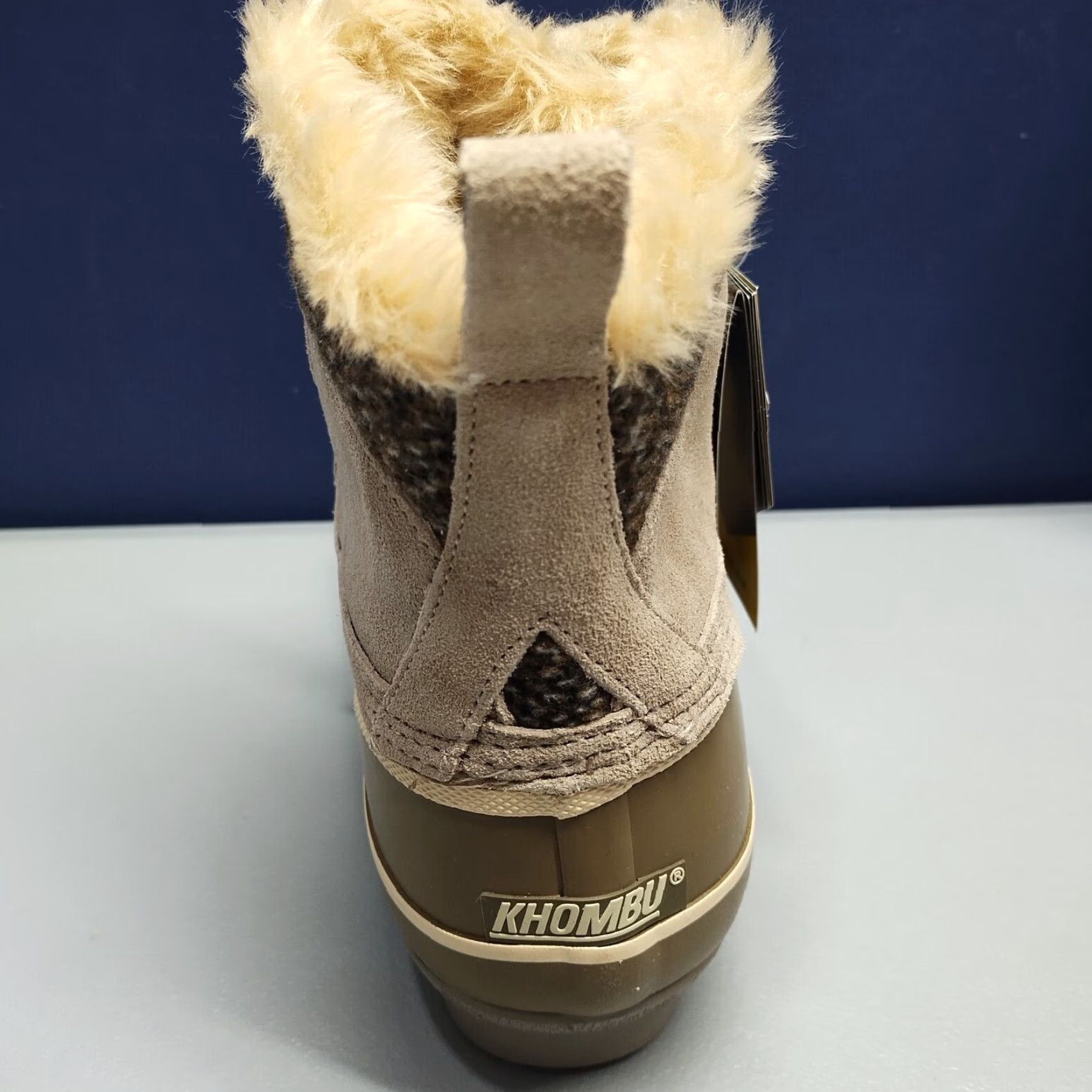 Vintage Khombu Thermolite Lola Winter Boots Womens 10 Taupe Faux Fur Round Toe Lace Up Boot Size US 10 / IT 40 - 3 Thumbnail
