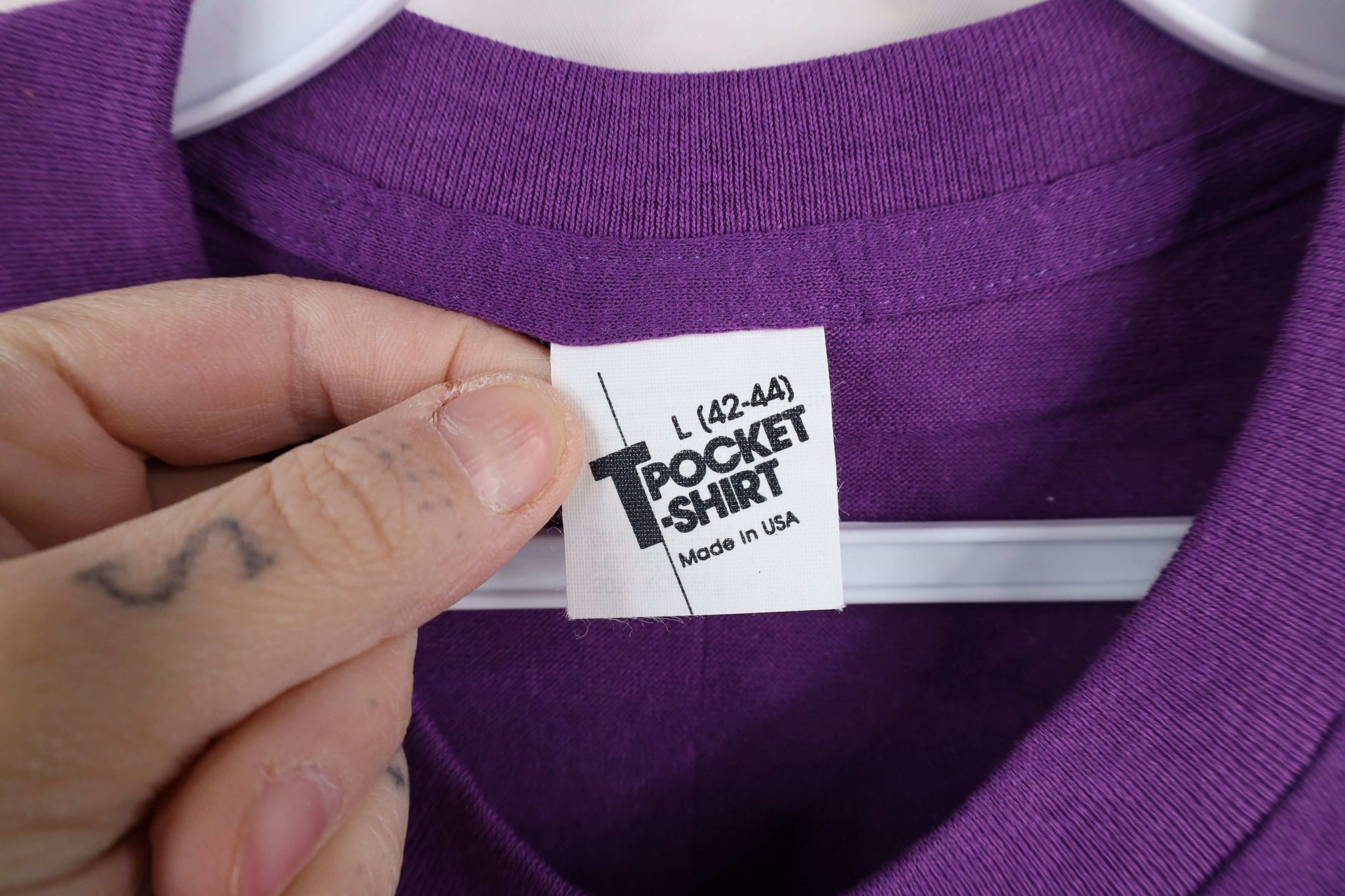 Vintage Vintage 70s Streetwear Short Sleeve T-Shirt Purple USA Size US L / EU 52-54 / 3 - 5 Thumbnail