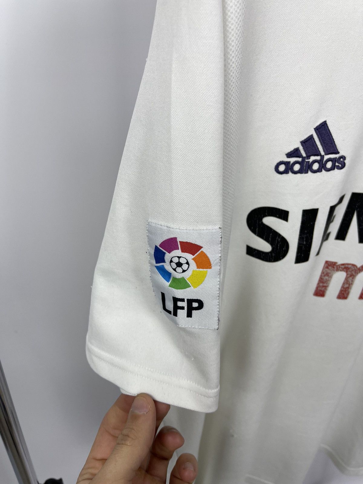 Adidas 2002-03 Adidas Real Madrid Centenary Home Shirt Size M White Size US M / EU 48-50 / 2 - 7 Thumbnail