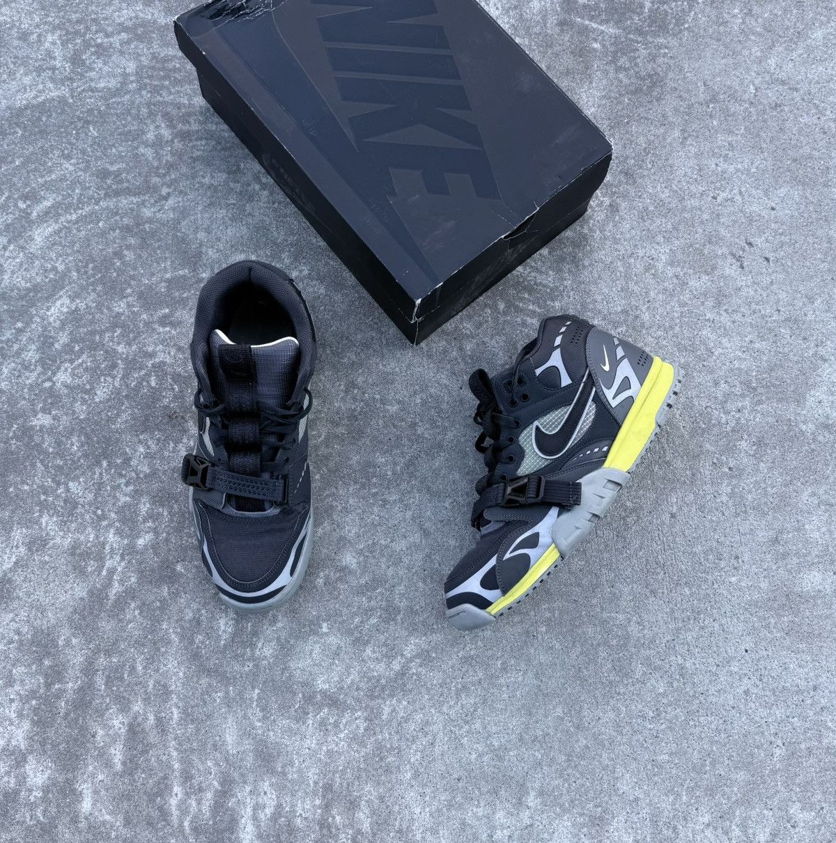 Nike Nike AIR TRAINER 1 SP streetwear track sneakers Size US 13 / EU 46 - 12 Thumbnail