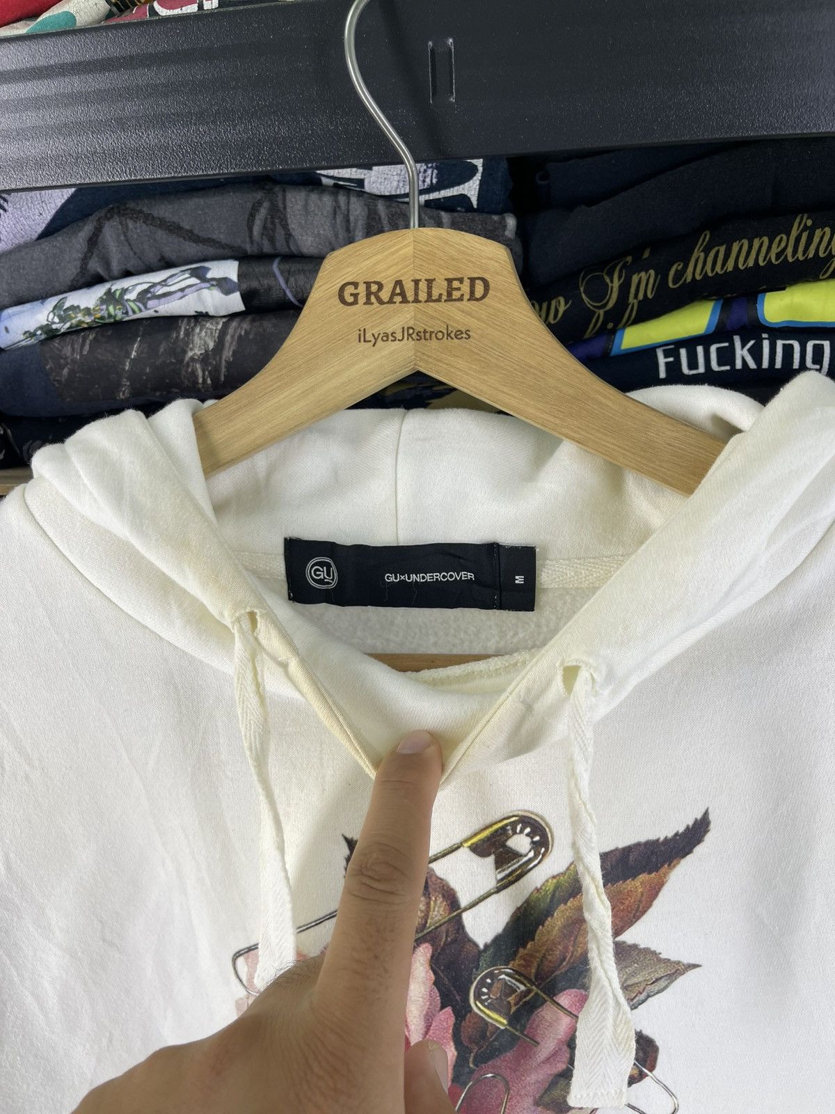 GU × Undercover GU x Undercover hoodie with a rose and safety pin hoodie Size M / US 6-8 / IT 42-44 - 15 Thumbnail