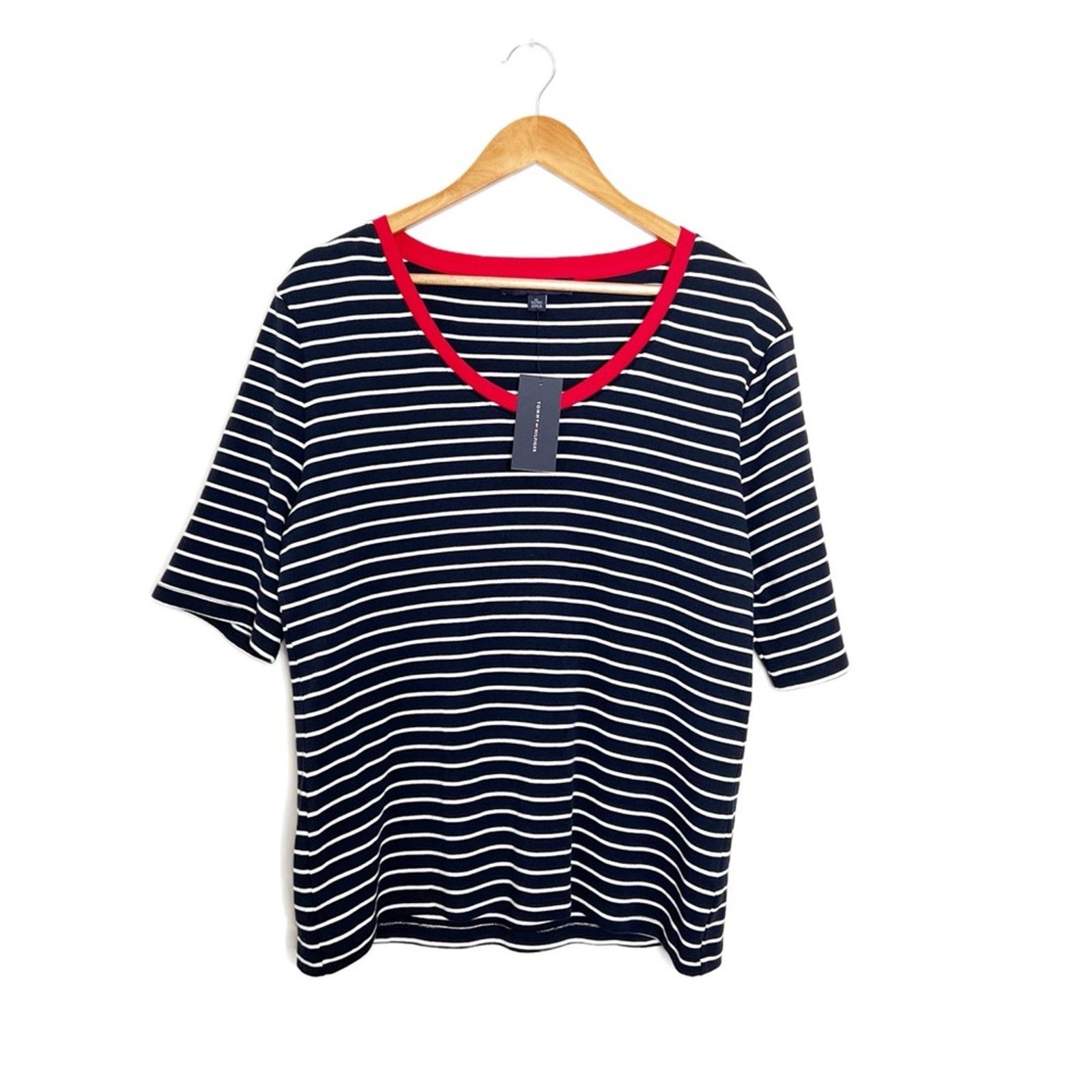 Tommy Hilfiger New with Tag Women's Tommy Hilfiger Navy Striped T-Shirt Size XL / US 12-14 / IT 48-50 - 1 Thumbnail
