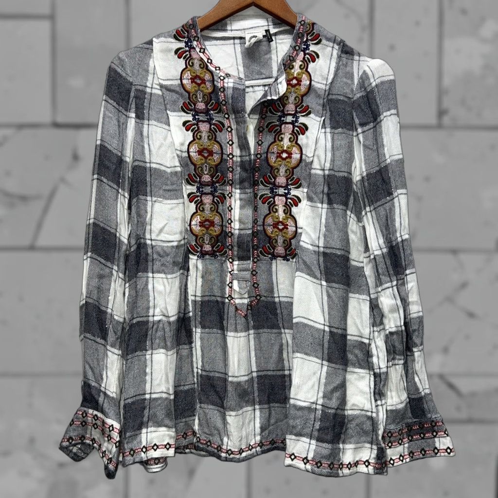 Vintage Anthropology Gray Plaid Button-Up Shirt Womens Size XXS (2XS) Size XXS / US 00 / IT 34 - 1 Thumbnail