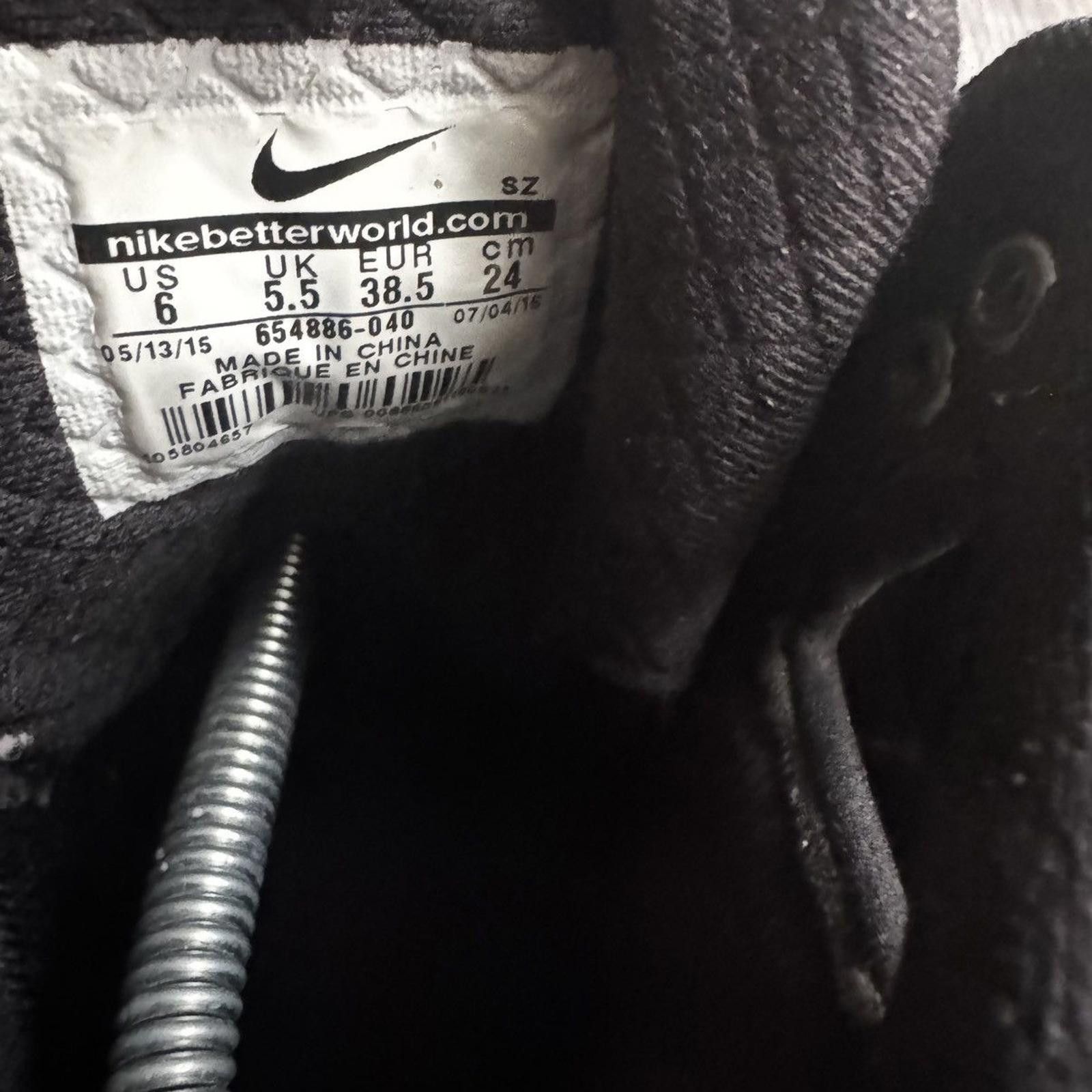 Nike NIKE • Zoom Superdome "Black" (6M) Size US 6 / EU 39 - 5 Thumbnail