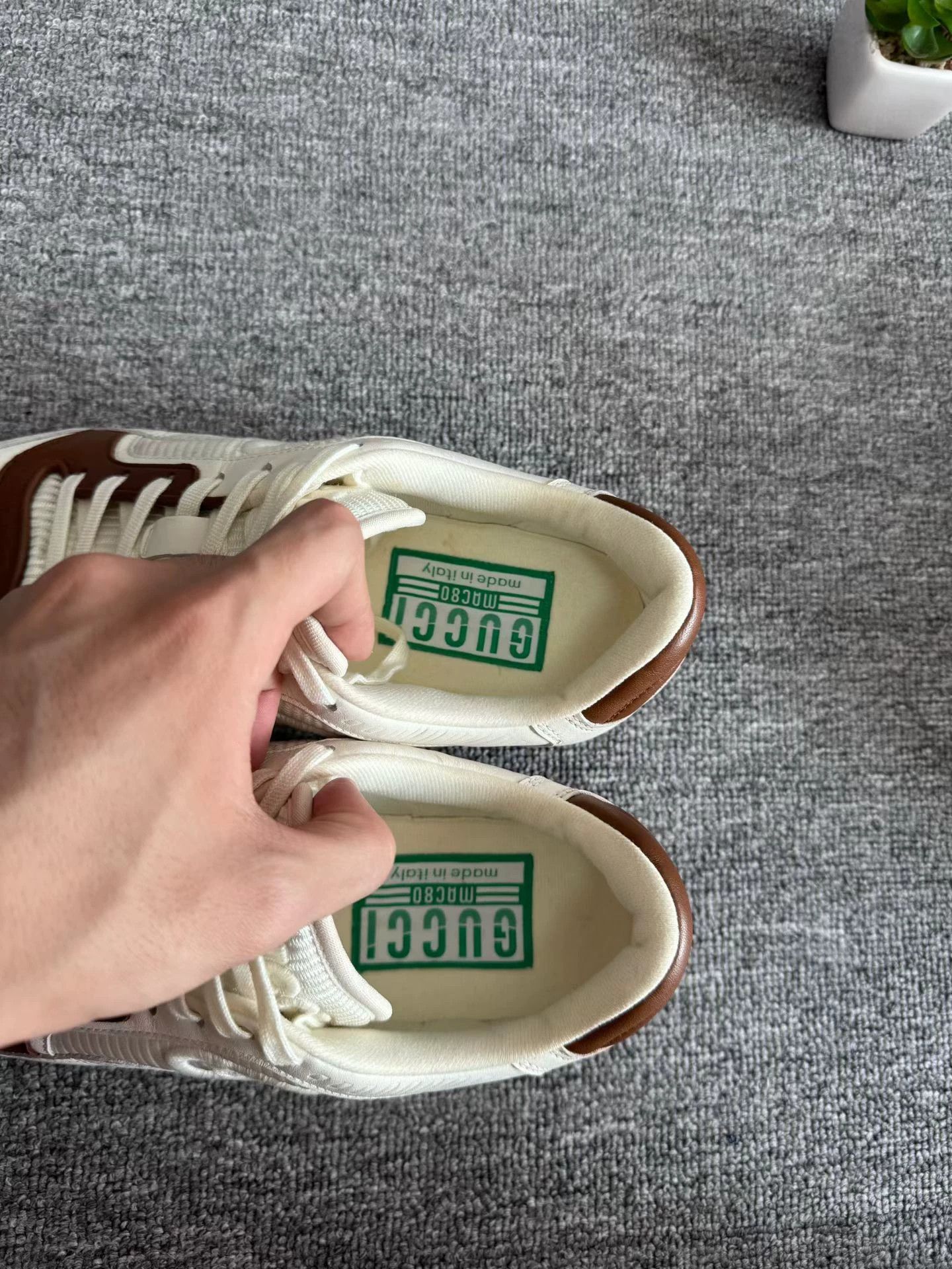 Gucci Gucci Mac80 White Brown 41 EU Good Condition Minor Wear Size US 8 / EU 41 - 4 Thumbnail