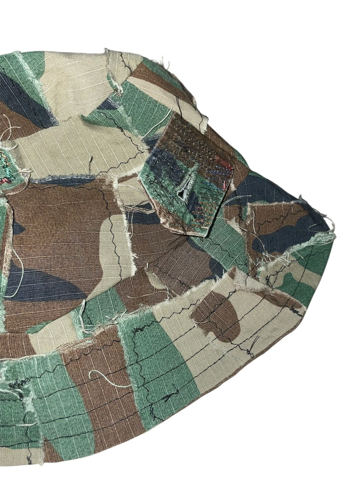 Camo bucket hat, shoelaces & bracelet