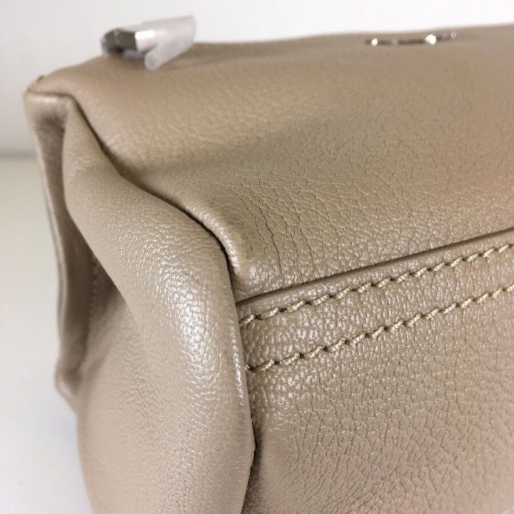 Givenchy o1srvl11e1025 Size: OS / Mini Pandora Bag in Beige Size ONE SIZE - 6 Thumbnail