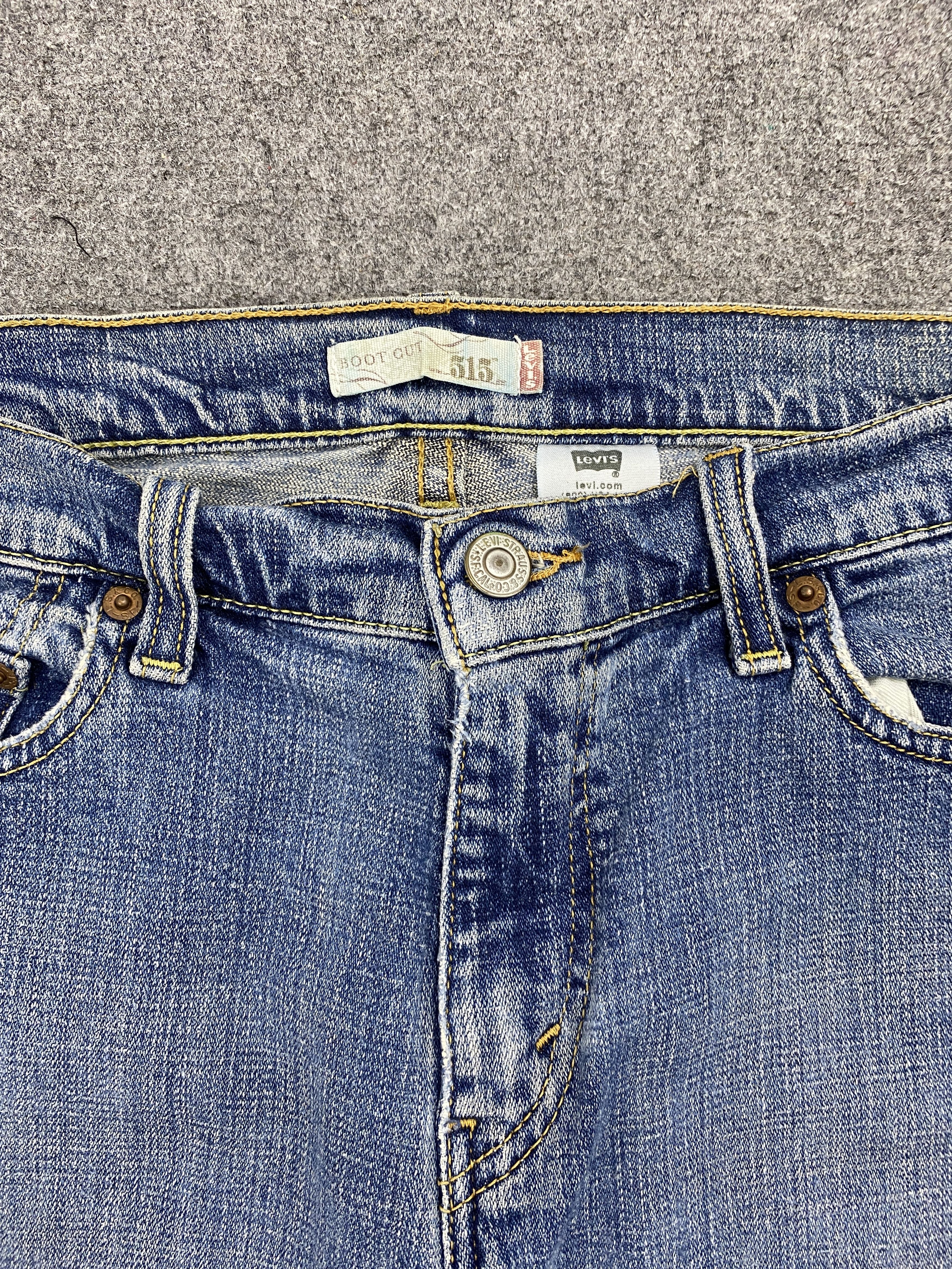 Levi's Vintage Levis 515 Flared Bootcut Faded Blue Jeans S0032 Size 32" / US 10 / IT 46 - 12 Thumbnail