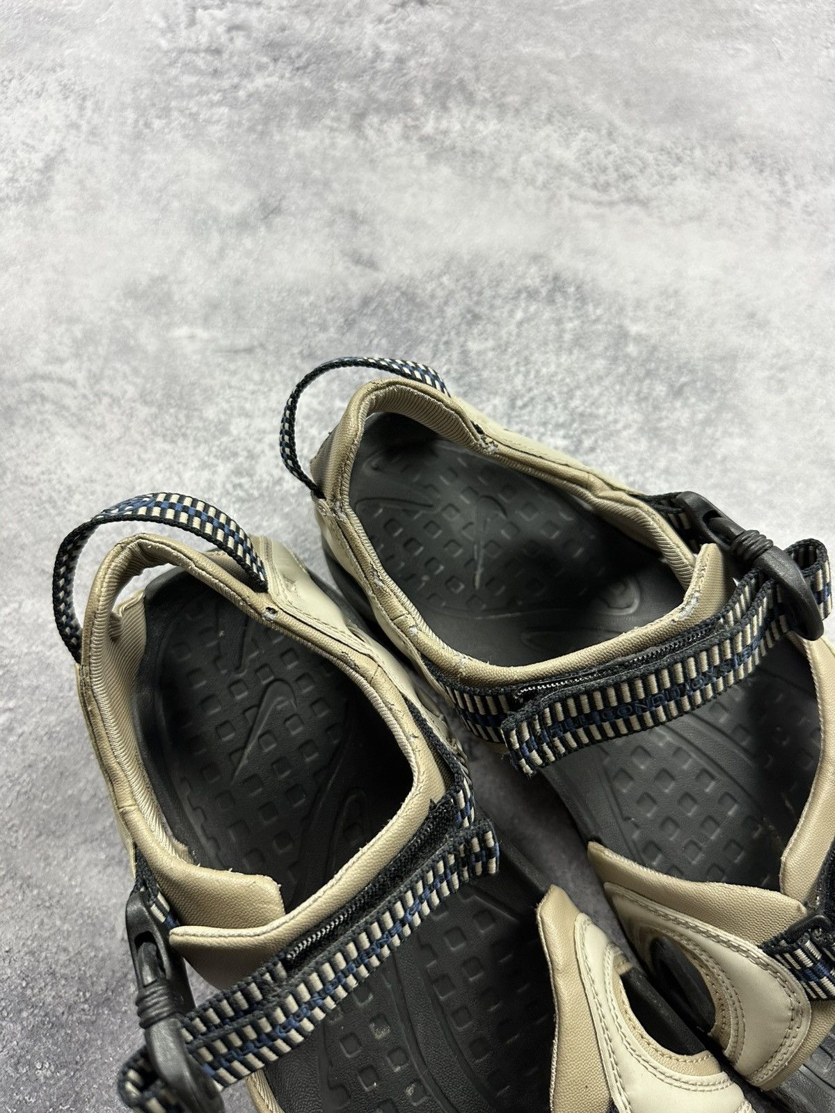 Nike Vintage Nike ACG Sandals Beige Y2K 2000 Swoosh Shoes Size US 9.5 / EU 42-43 - 13 Thumbnail