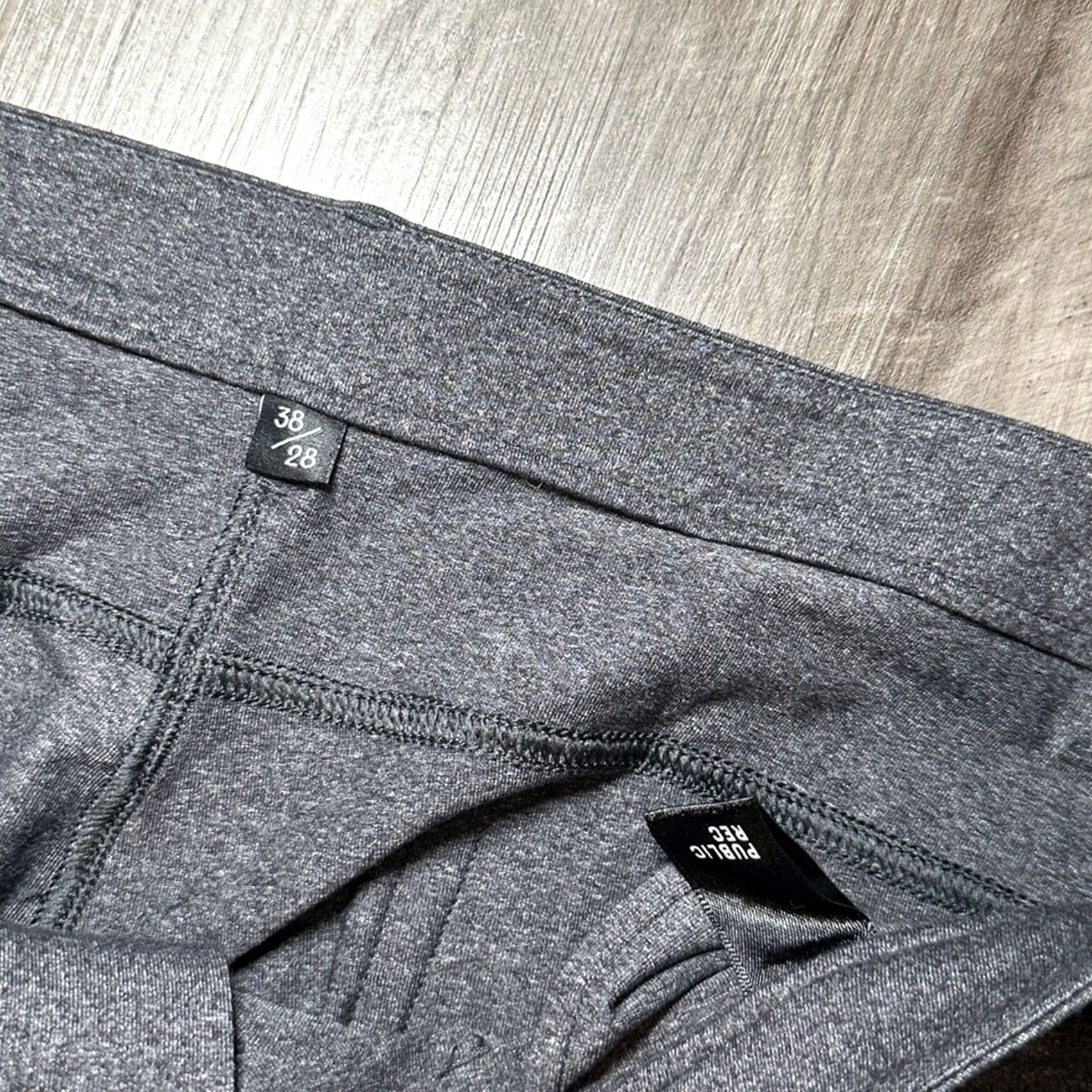 Vintage Public Rec Gamechanger Performance Pants Shirt? 38 Regular Men Heather Charcoal Chino NWOT 28in Inseam Size US 38 / EU 54 - 7 Thumbnail