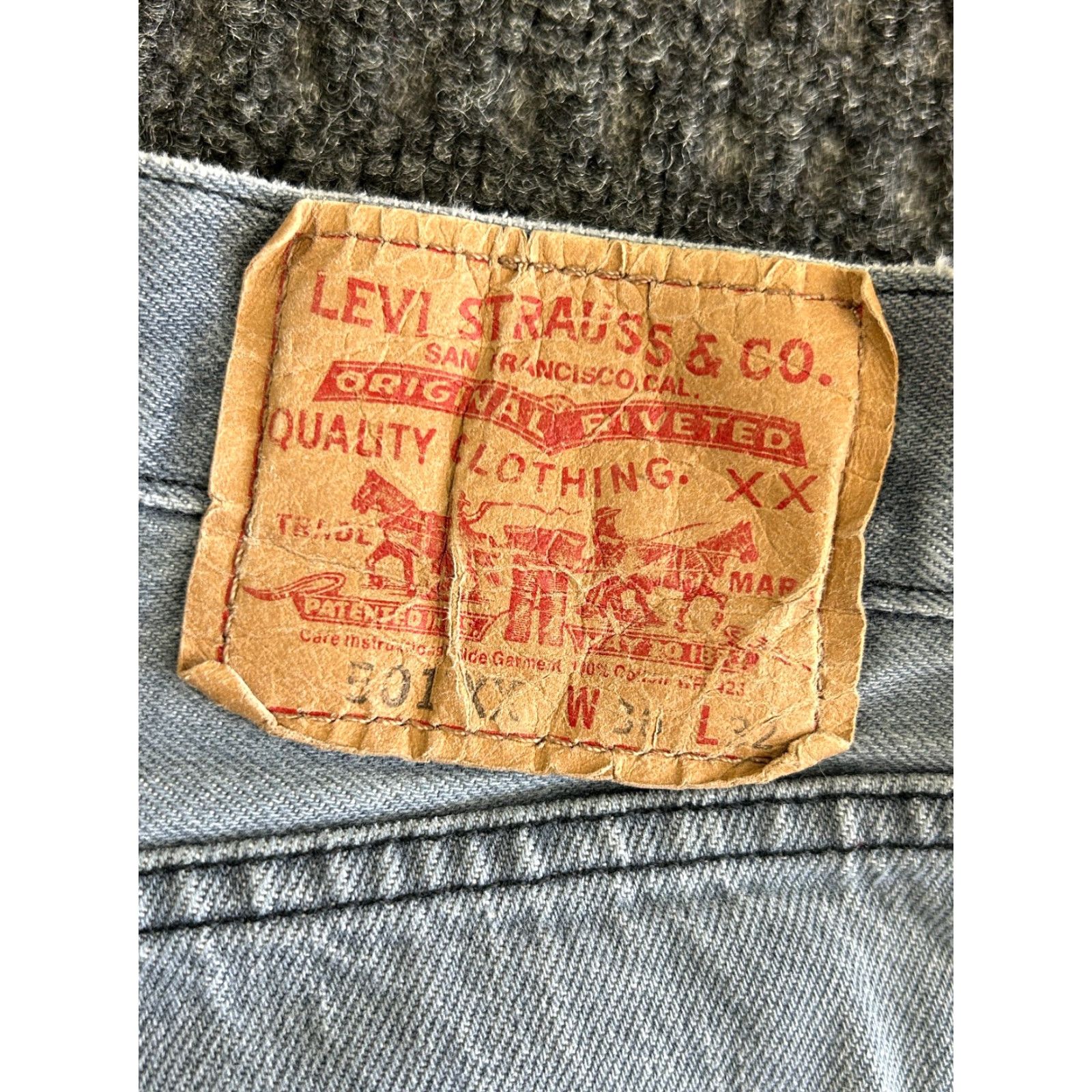 Levi's VINTAGE Levi’s 501 XX Jeans 32 x 29 Straight Distressed Grunge 90s Mens Regular Gray Denim Cotton USA Size US 32 / EU 48 - 4 Thumbnail