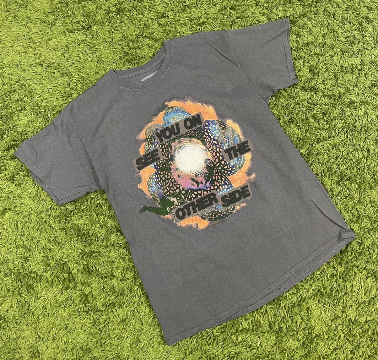 Travis Scott Travis Scott Portal Tee Deadstock Size Medium Size US M / EU 48-50 / 2 - 1 Thumbnail