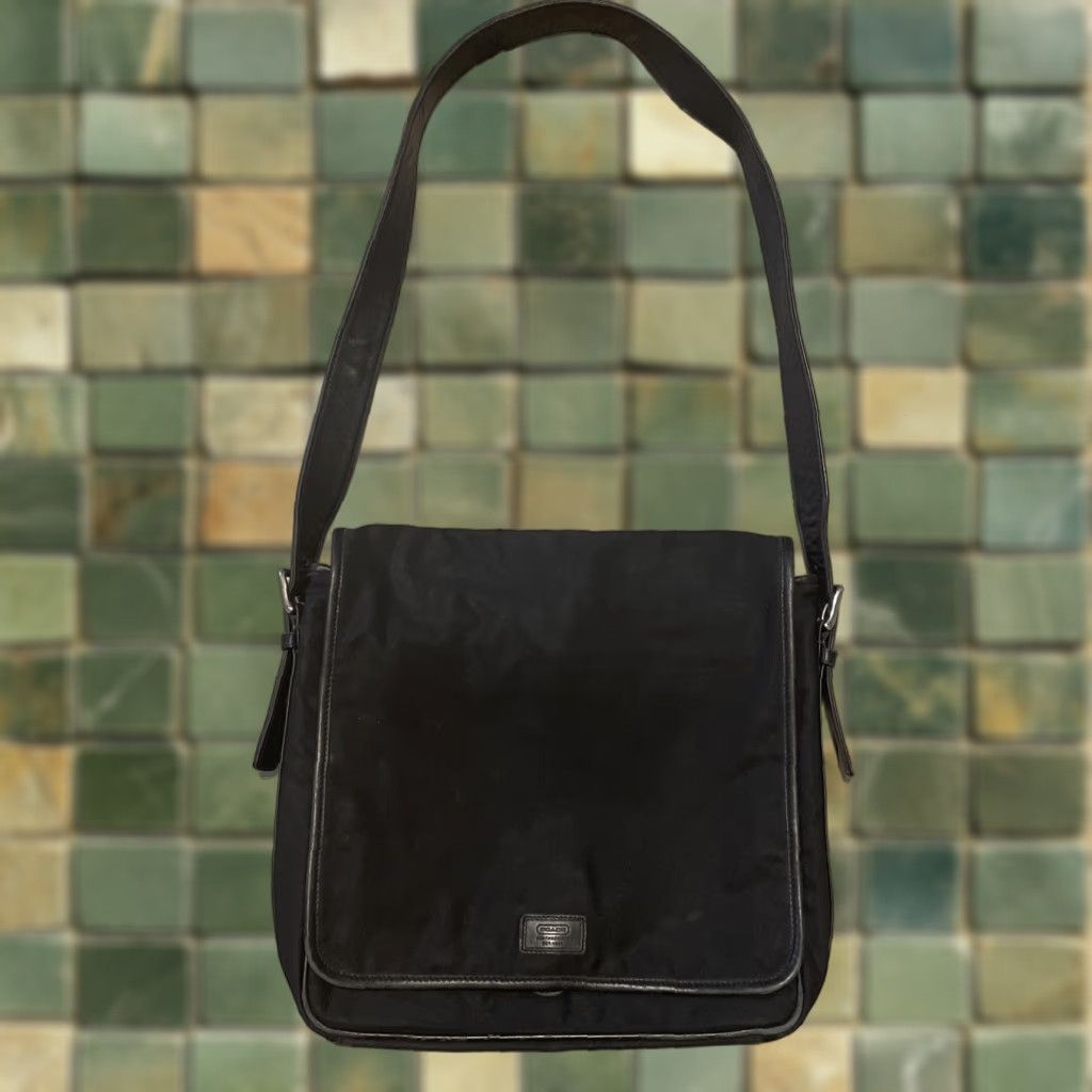 Coach VINTAGE COACH Messenger Bag Black Canvas Leather Envelope Portfolio Unisex Women Adults 5109 Size ONE SIZE - 1 Thumbnail