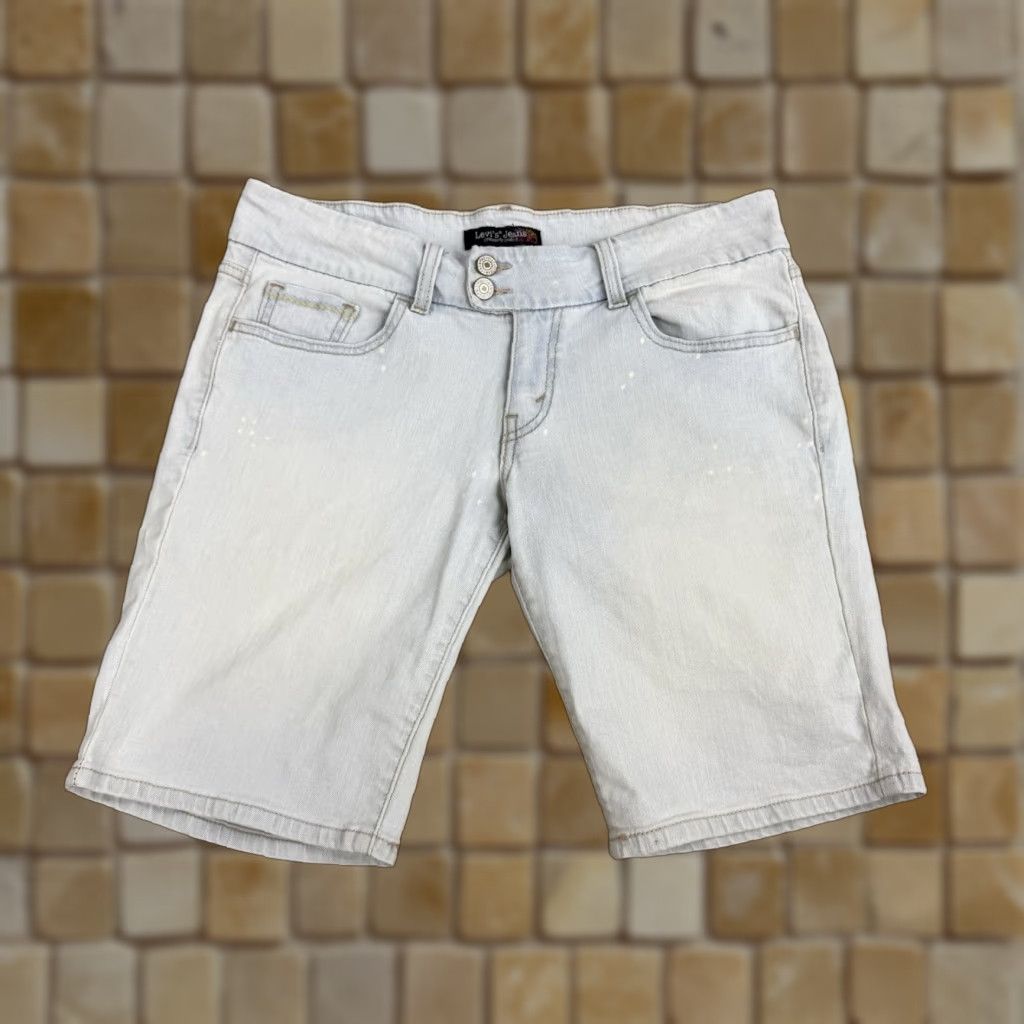 Levi's Levi's Shorts Bermuda Denim Light Wash Blue Juniors Size 11 Casual Mid Rise Size 32" / US 10 / IT 46 - 1 Thumbnail