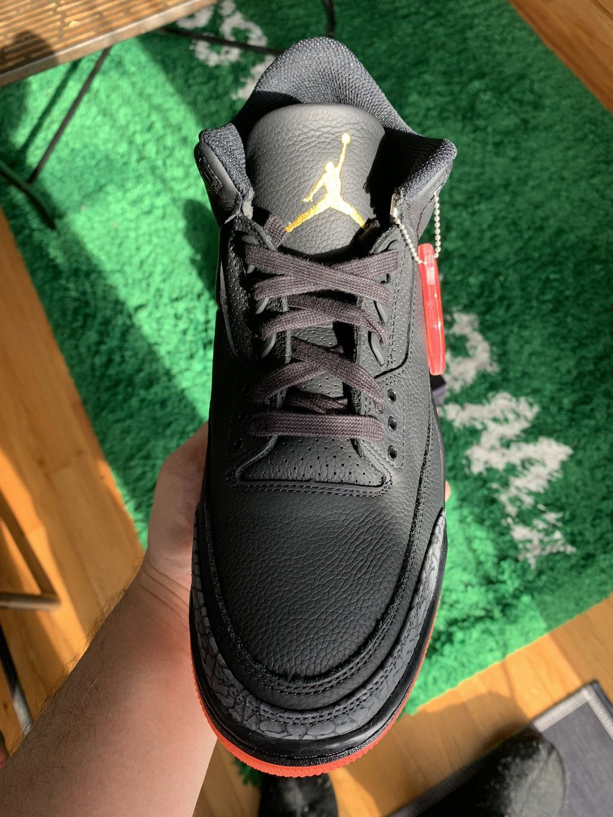 J Balvin × Jordan Brand Jordan 3 J Balvin Rio Size US 10.5 / EU 43-44 - 20 Thumbnail