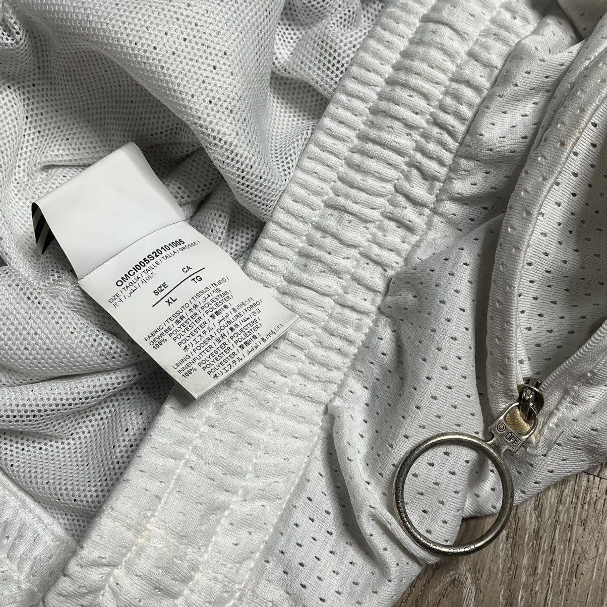 Off-White off white caravaggio shorts Size US 36 / EU 52 - 8 Thumbnail