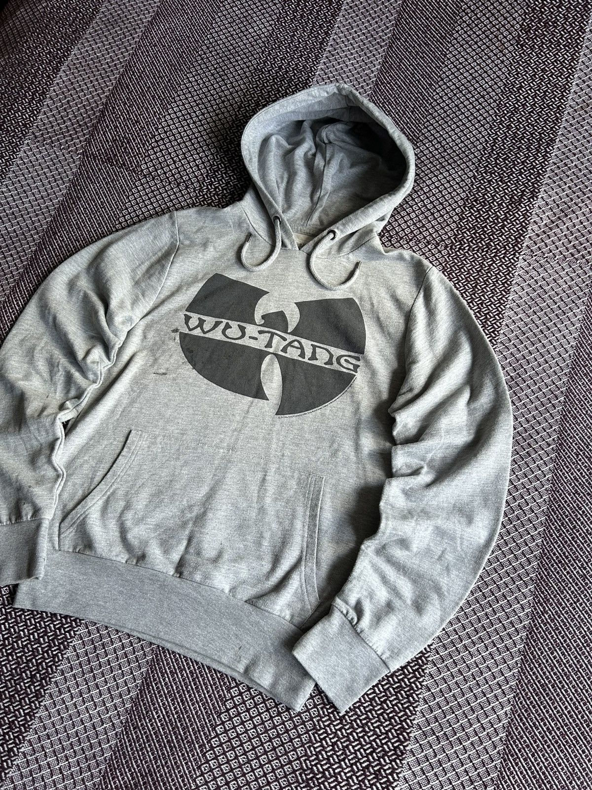 Wu-Tang Clan Vintage Wu-Tang Big Logo Hoodie 2011 Official Thrashed Item Size US S / EU 44-46 / 1 - 2 Thumbnail