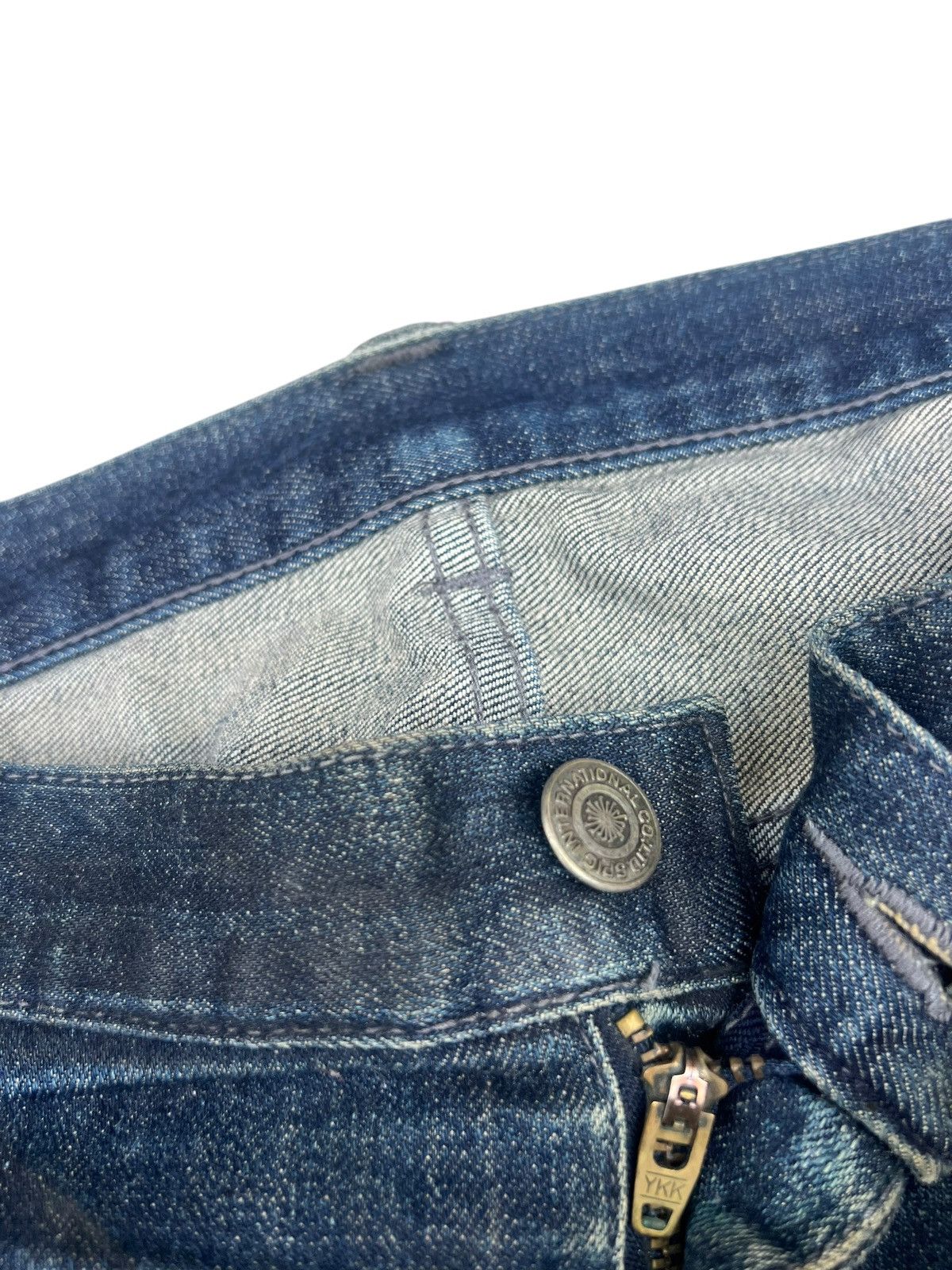 Tornado Mart Trashed Tornado Mart Japan Dirty Muddy Denim Jeans Distress Size US 33 - 5 Thumbnail