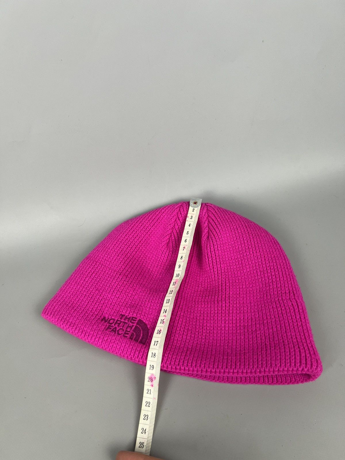 The North Face The North Face vintage beanie hat pink with logo Size ONE SIZE - 4 Thumbnail