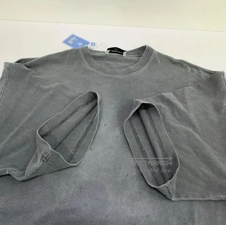 Balenciaga Balenciaga Casual Gray Short Sleeve T. Size US XS / EU 42 / 0 - 3 Thumbnail