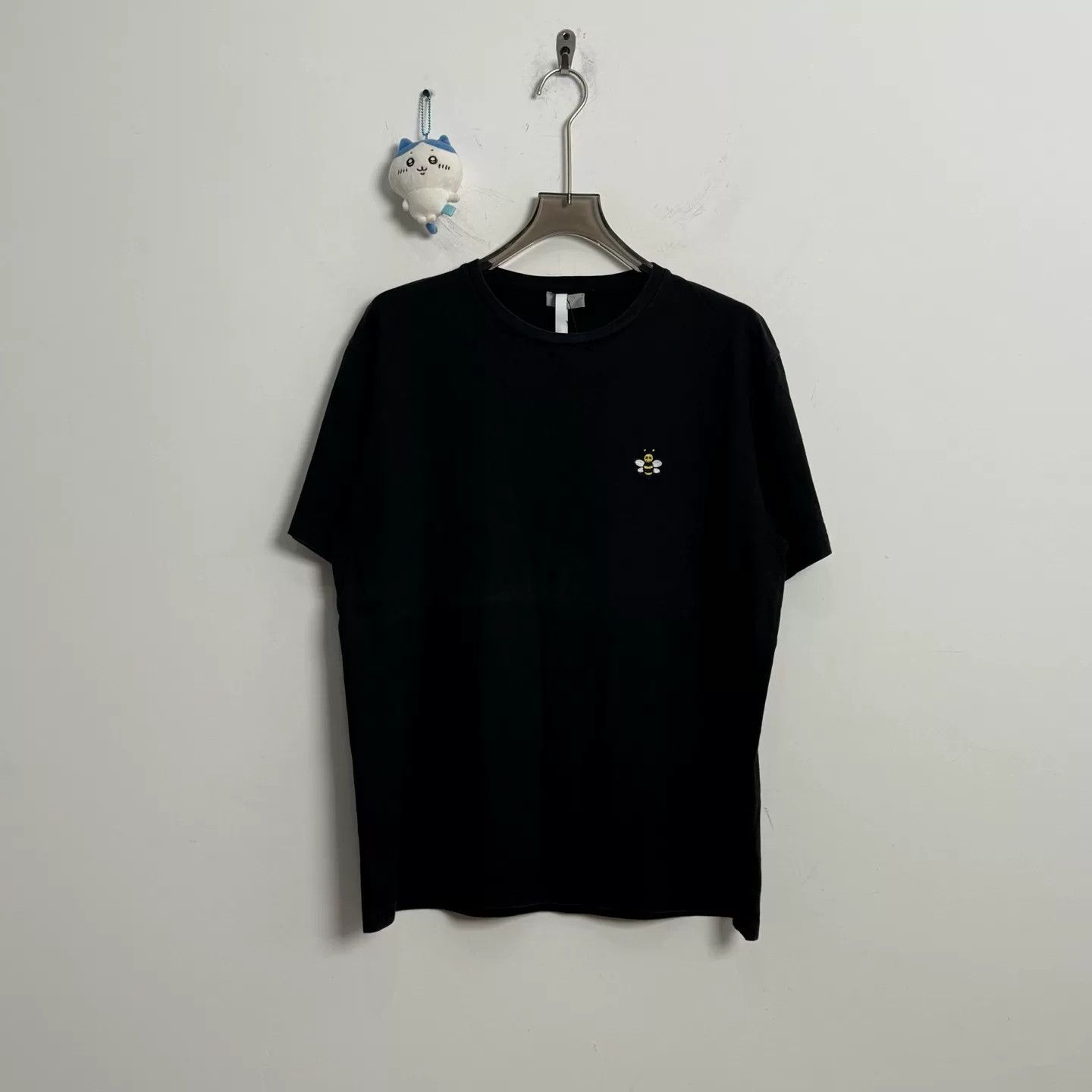 Dior Dior Bee Embroidered Logo T-Shirt XL Size US XL / EU 56 / 4 - 1 Thumbnail