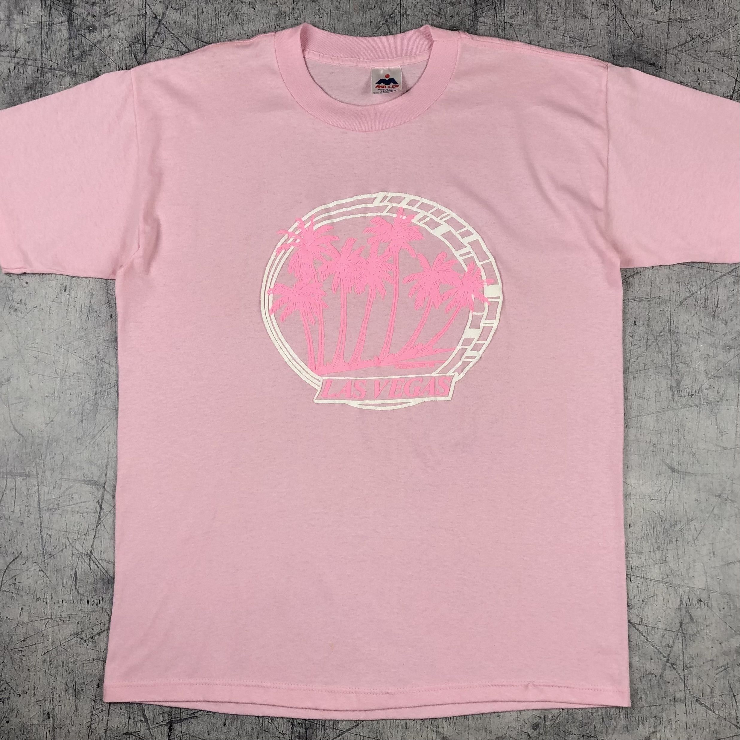 Vintage 1989 Las Vegas Puff Print Pink Tee Size US XL / EU 56 / 4 - 1 Thumbnail
