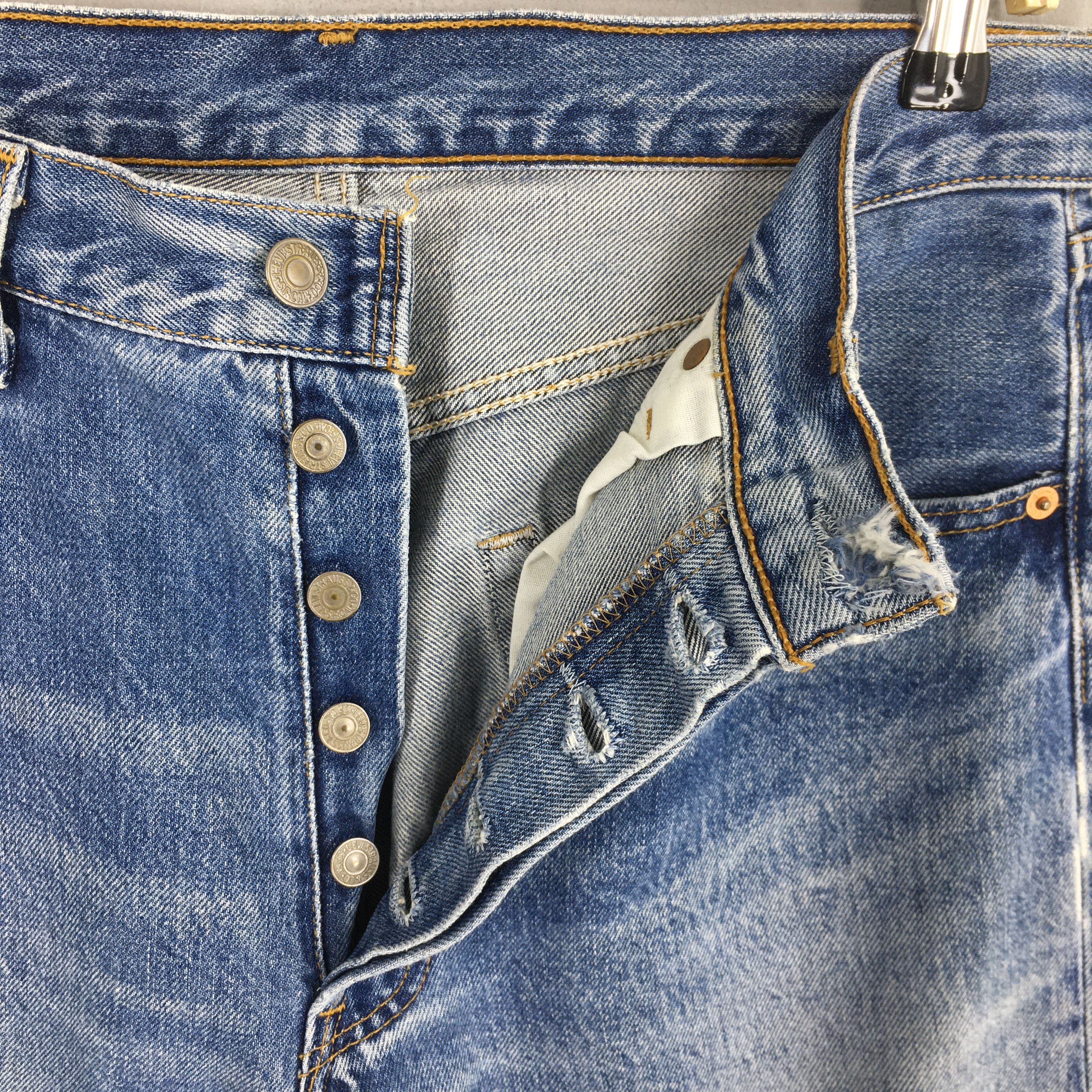 Levi's Size 31x30 Vintage 90s Levi's 501 Faded Blue Jeans S179 Size US 31 - 7 Thumbnail