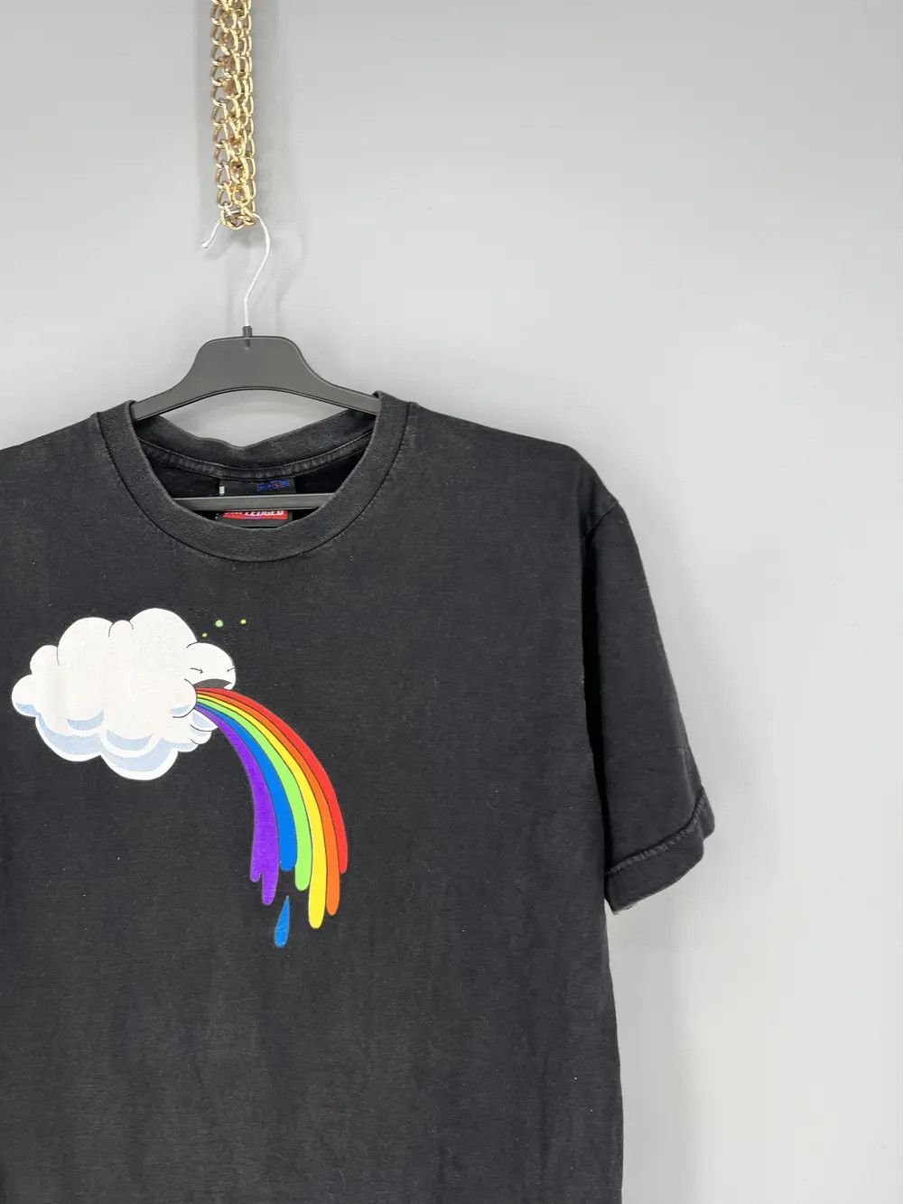Vintage Unfledged Cloud Puke Rainbow Funny/Graphic T-Shirt 00s Size US L / EU 52-54 / 3 - 5 Thumbnail