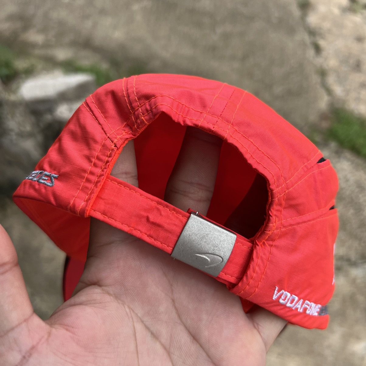 NASCAR × Vintage Vintage Vodafone McLaren Hat Size ONE SIZE - 4 Thumbnail