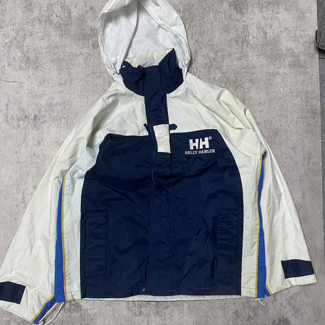 Helly Hansen Helly Hansen white and blue windbreaker jacket #streetwear Size US S / EU 44-46 / 1 - 1 Thumbnail