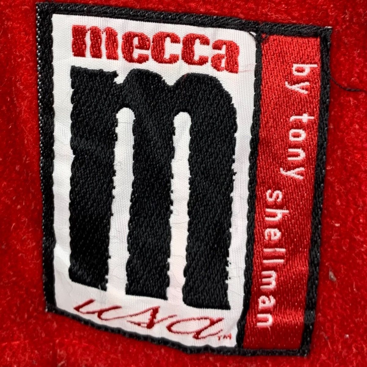 Mecca Vintage MECCA USA Streetwear Big Logo Fleece Hoodie Jumper Size US L / EU 52-54 / 3 - 7 Thumbnail