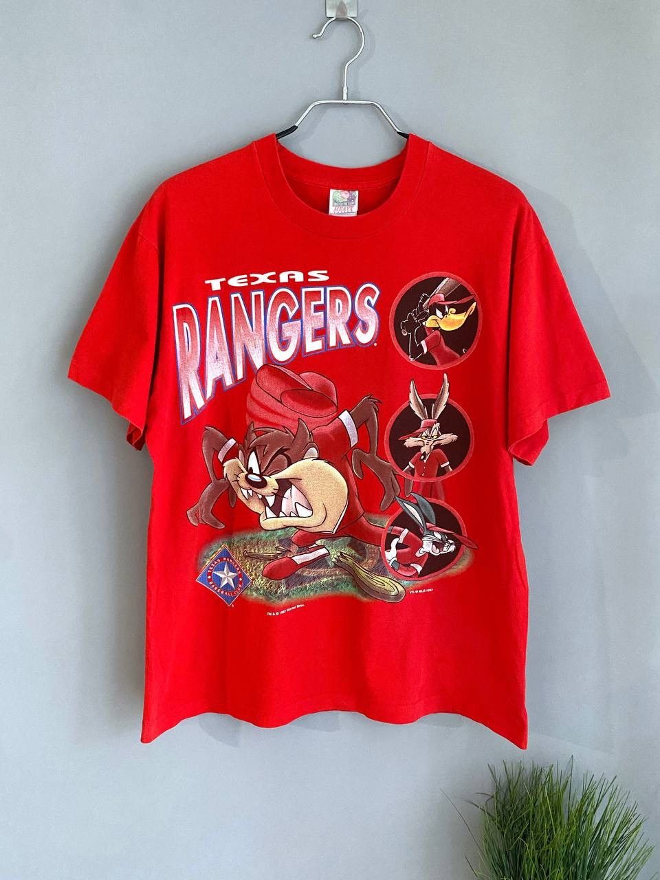 MLB MLB Texas Rangers x Looney Tunes 97s Vintage, ﻿﻿Made in USA Size US L / EU 52-54 / 3 - 1 Thumbnail