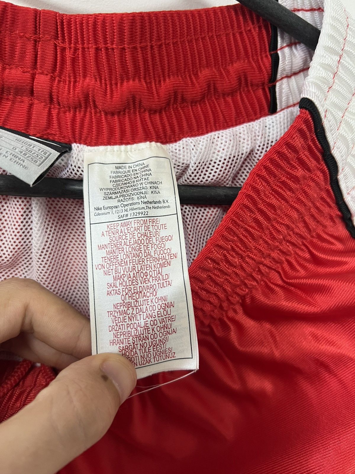 Nike × Vintage Vintage Nike Basketball Shorts Y2K Rare Hype NBA Mens sz M Size US 32 / EU 48 - 6 Thumbnail