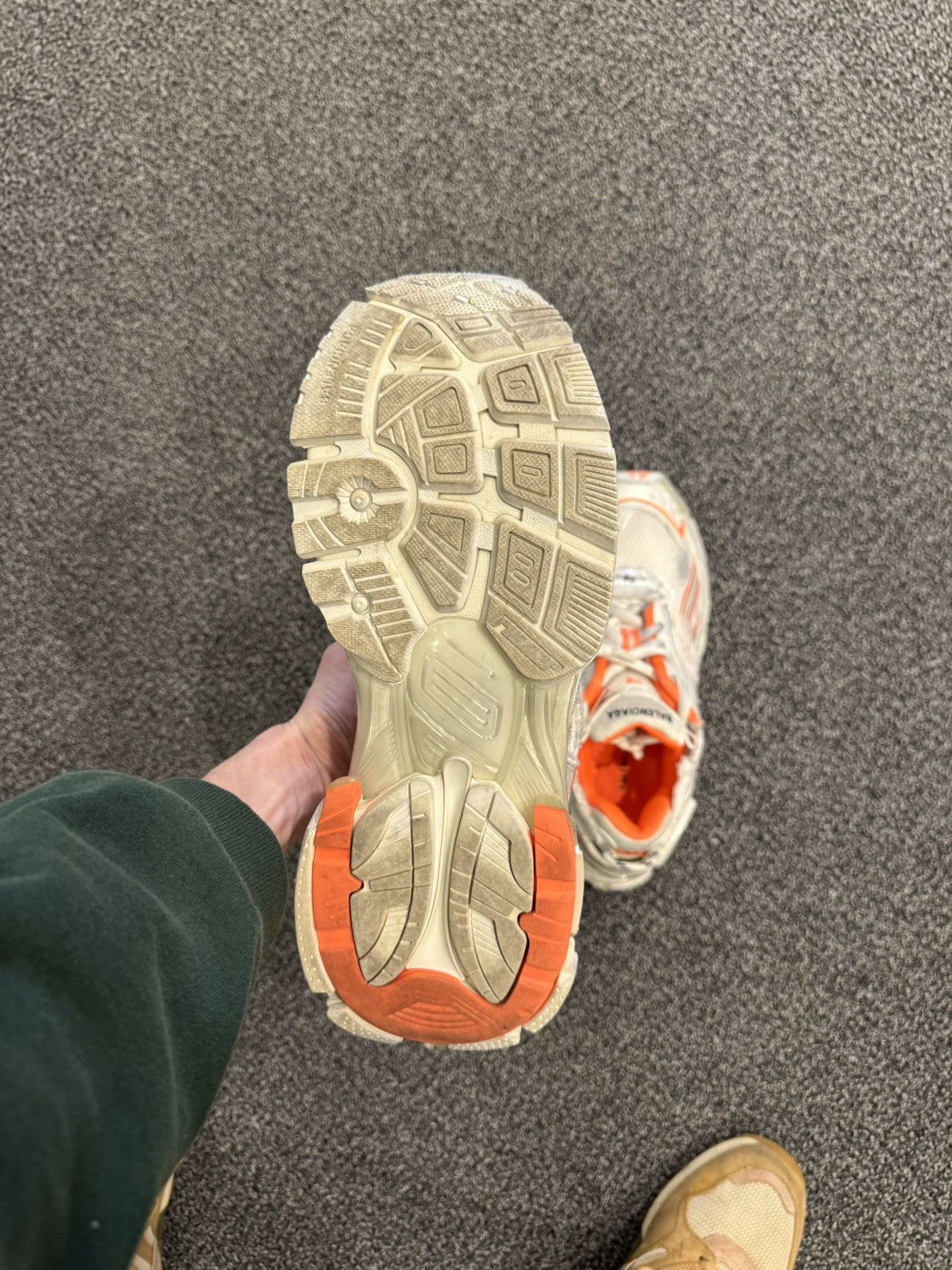 Balenciaga Balenciaga Runner White/Orange (US 10.5/11M) Size US 11 / EU 44 - 8 Thumbnail