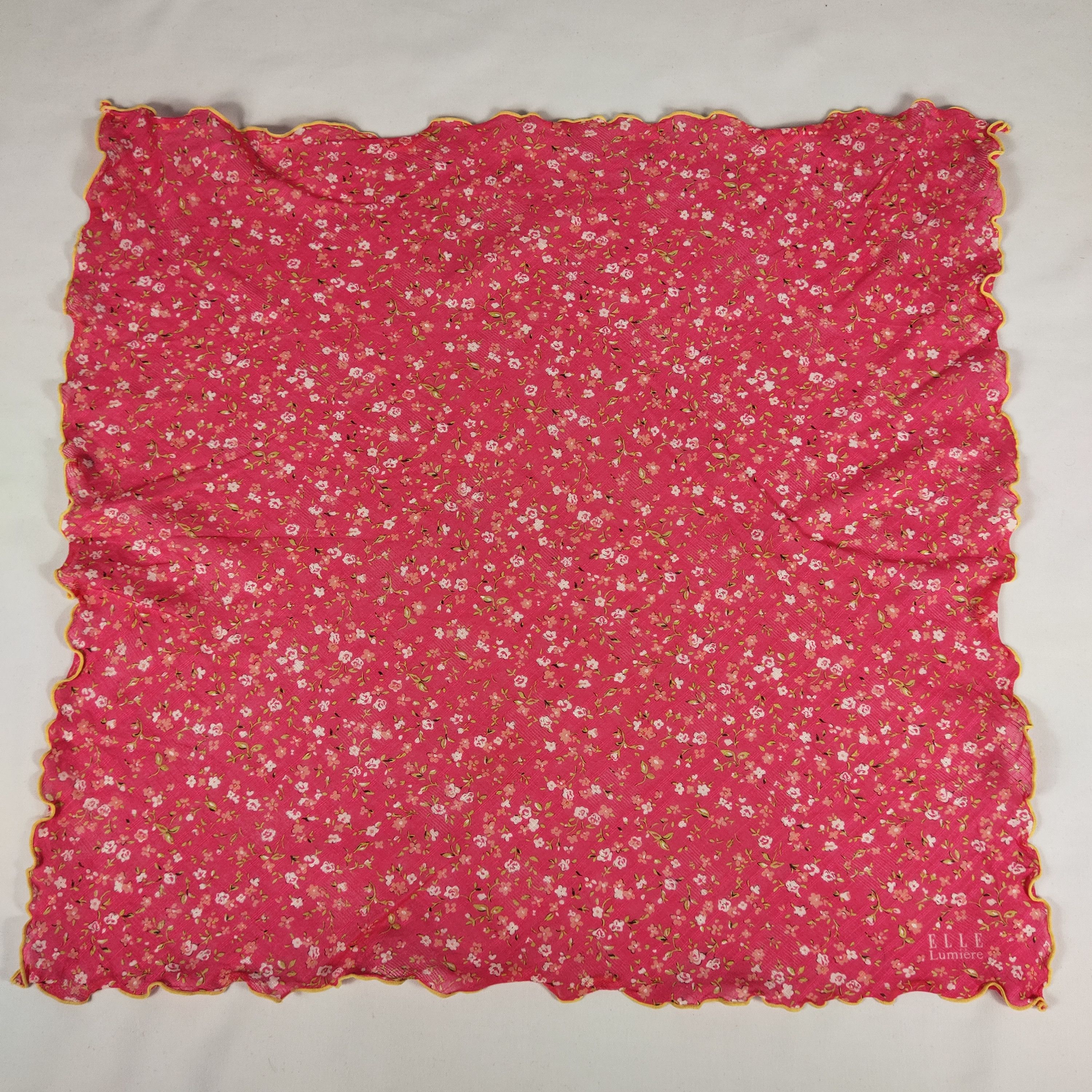 Vintage Elle Handkerchief / Neckerchief / Bandana FZ676 Size ONE SIZE - 3 Thumbnail