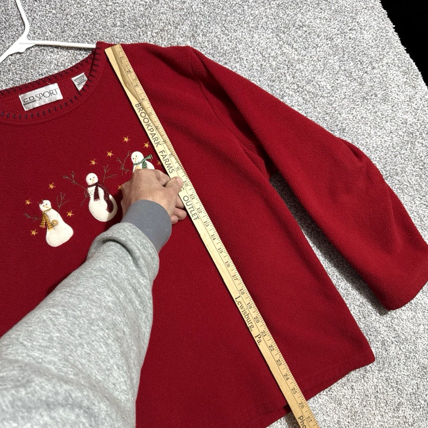 Etro CD Sport Sweatshirt Womens Large Embroidered Snowman Christmas Holiday Cozy Pullover Red Fleece Polyester Sweatshirt Size L / US 10 / IT 46 - 2 Thumbnail