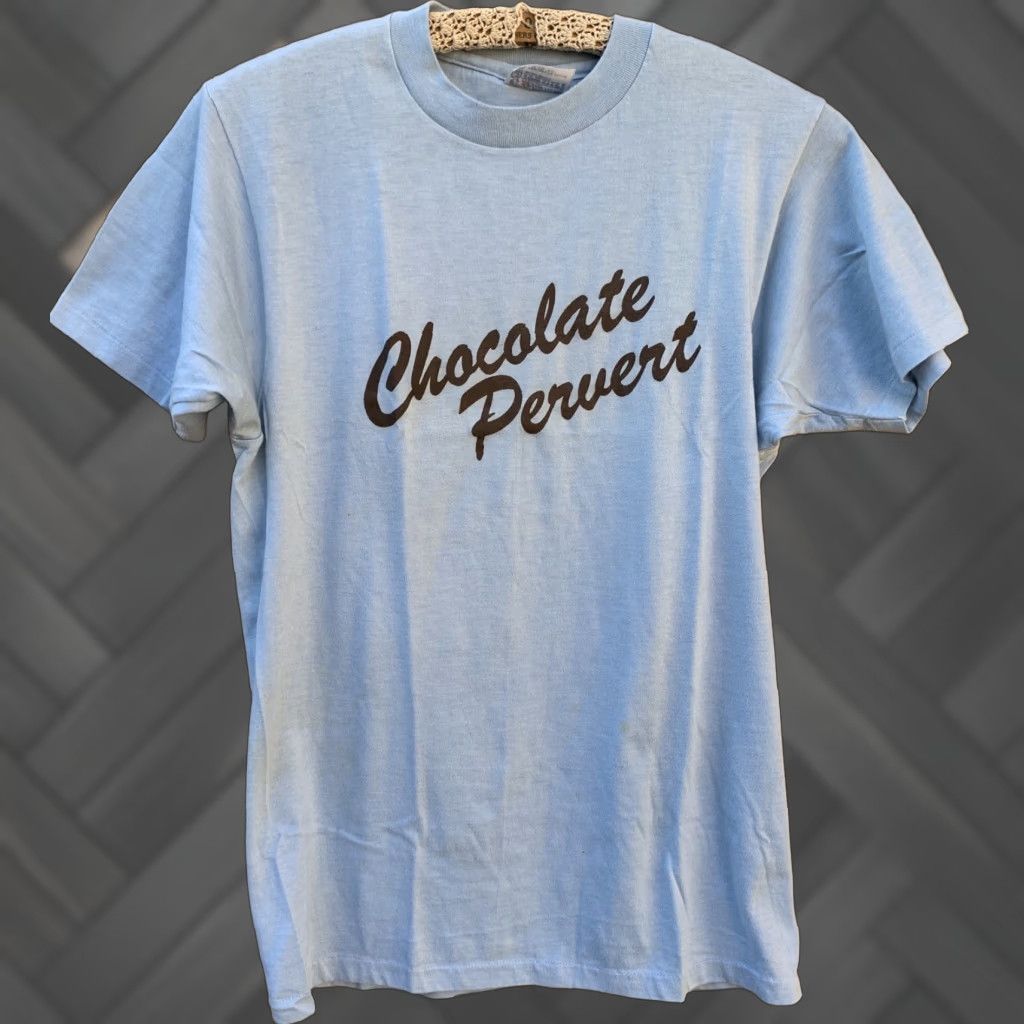 Hanes VINTAGE Hanes T-Shirt Graphic Print Blue 38-40 Men Single Stitch Short Sleeve M 1980s Chocolate Pervert Hanes Fifty Fifty Size US M / EU 48-50 / 2 - 1 Thumbnail