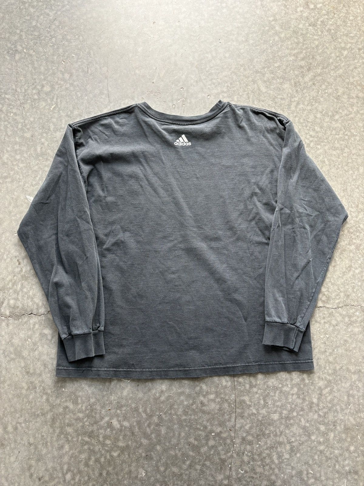 Adidas Vintage Y2K Adidas Basketball Boxy Longsleeve Graphic Tee Size US XL / EU 56 / 4 - 8 Thumbnail