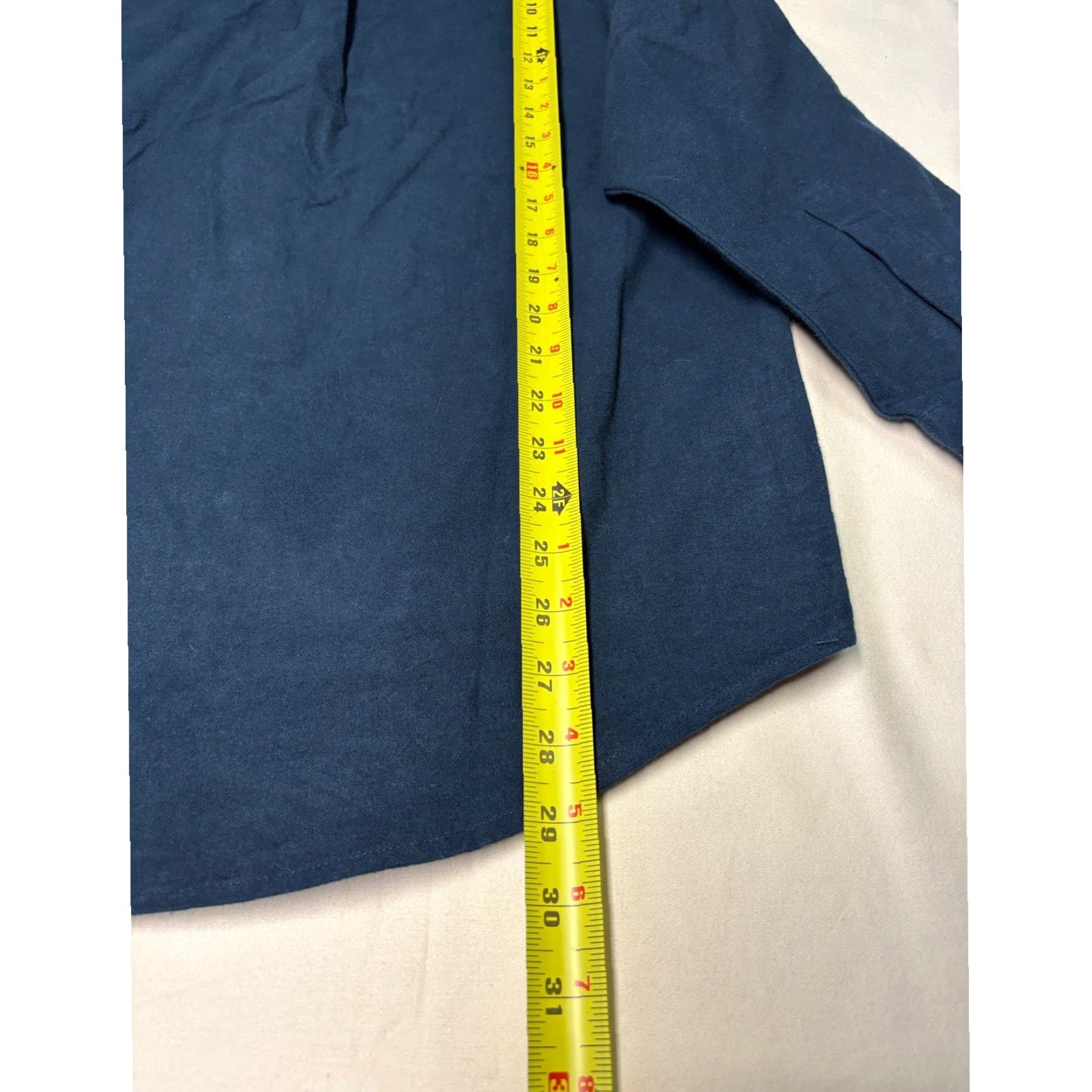 Vintage Woolrich The Green Label Mens Shirt Button-Up Long Sleeve Dark Blue Pocketed Casual Fall Winter Size US S / EU 44-46 / 1 - 7 Thumbnail