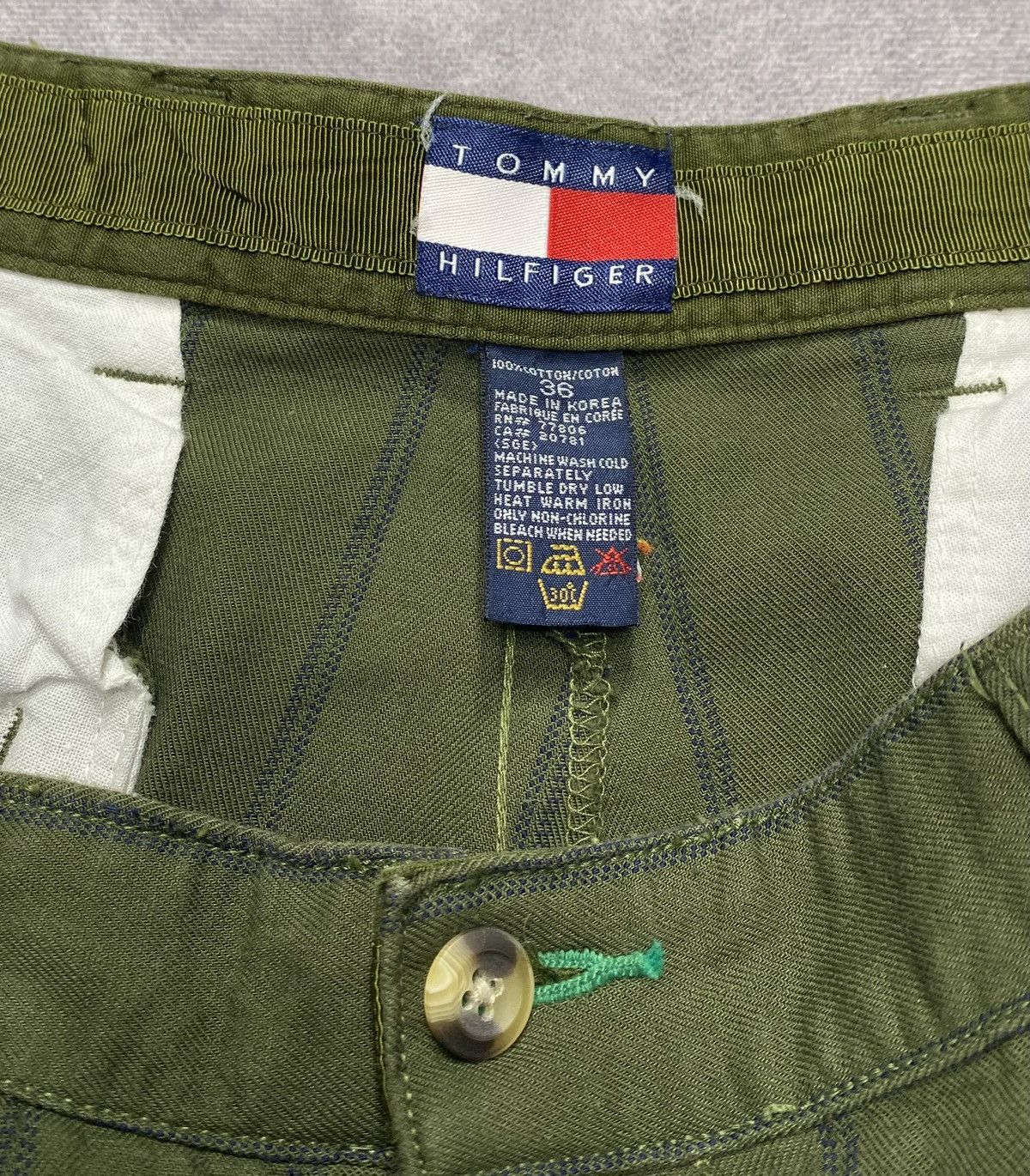 Tommy Hilfiger 90’s Vintage Tommy Hilfiger Striped Cotton Shorts Size US 36 / EU 52 - 3 Thumbnail