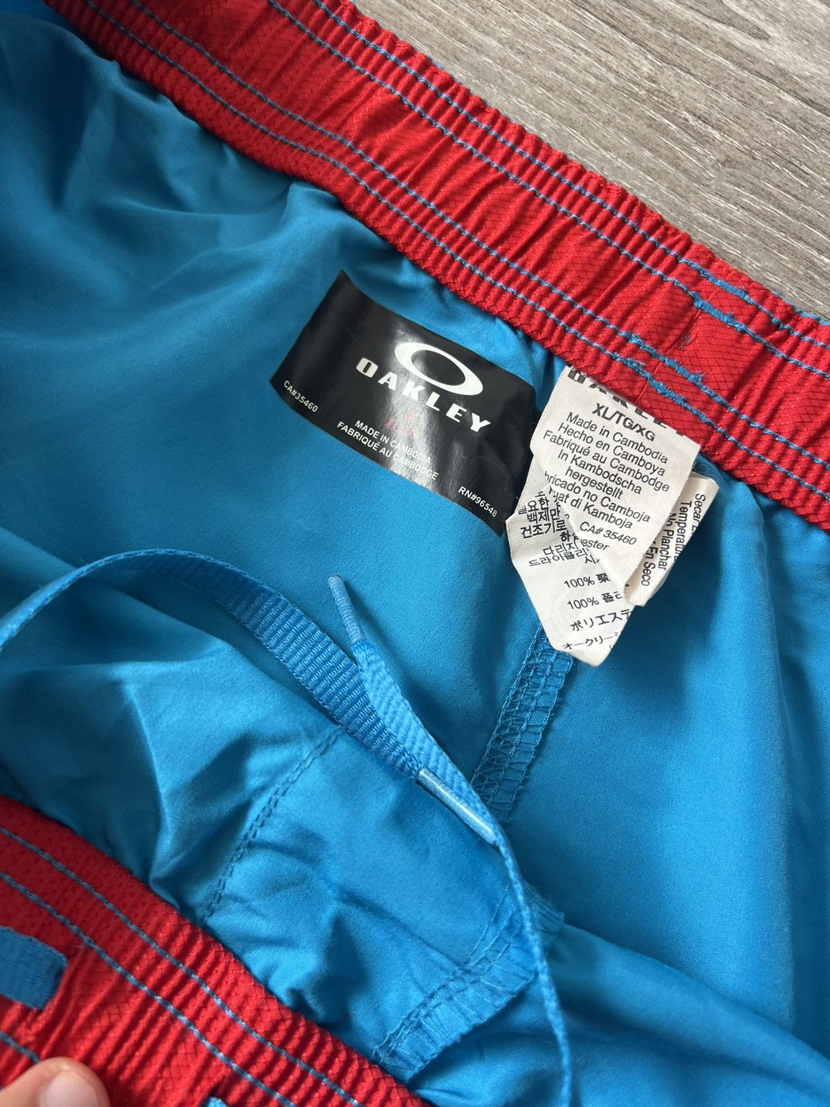 Oakley Oakley Swimming Avant Garde Beach Hawaii Surf Style Shorts Size US 36 / EU 52 - 14 Thumbnail