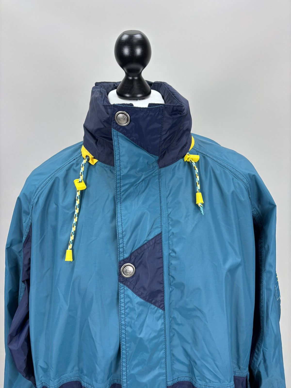 Helly Hansen Mens vintage jacket Helly Hansen Size 58-60 Size US XXL / EU 58 / 5 - 3 Thumbnail