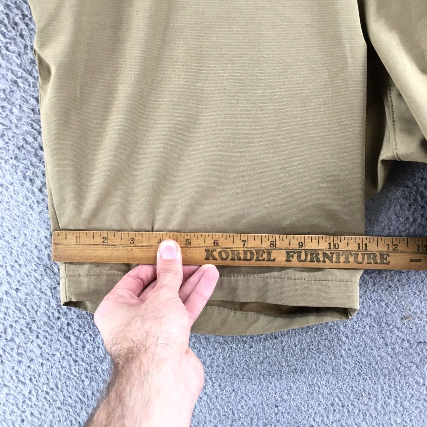 Banana Republic Banana Republic Chino Shorts Mens Beige 38 High Rise Flat Front Shorts Mens Regular Baggy? Size US 38 / EU 54 - 7 Thumbnail
