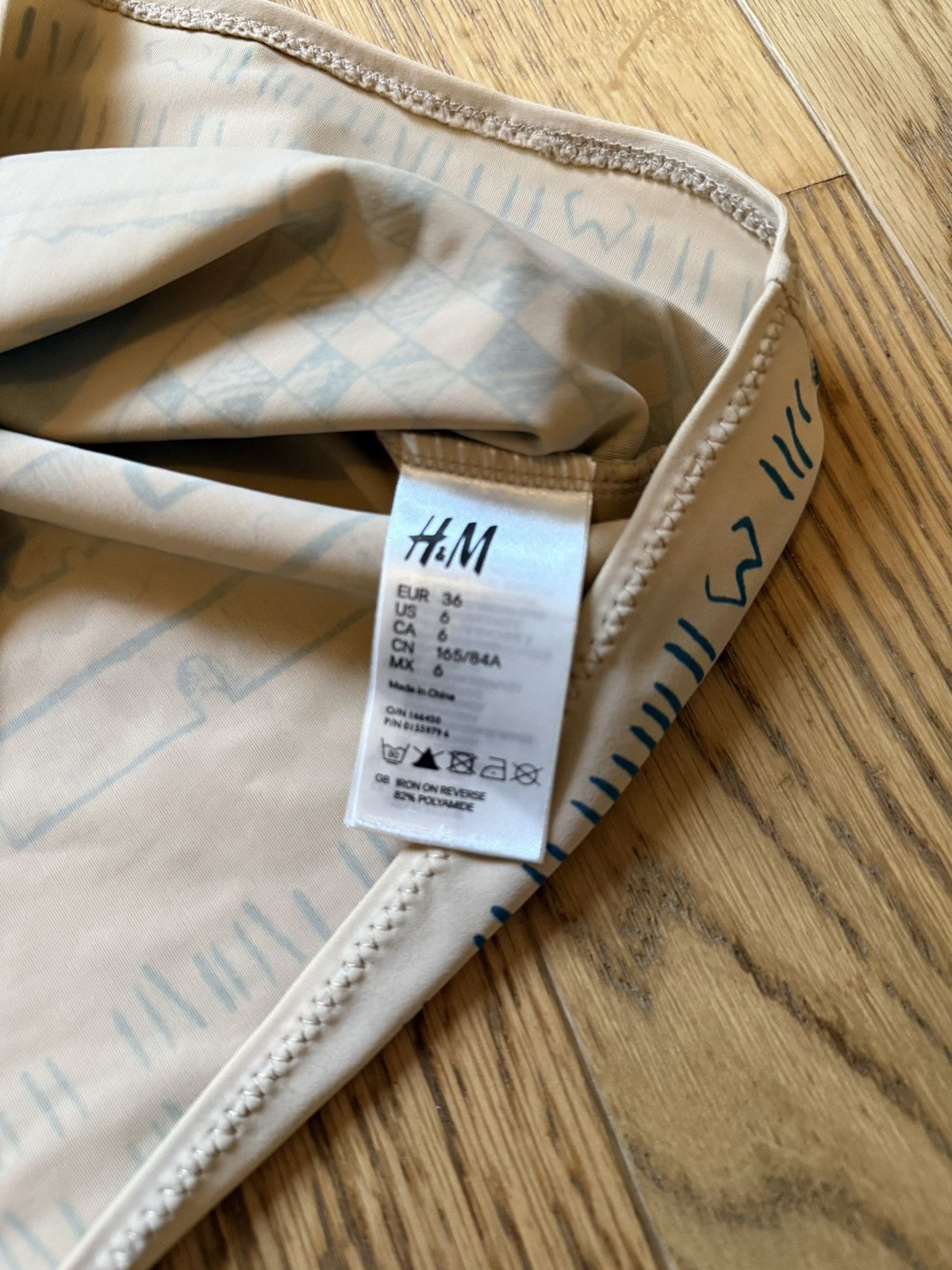 H&M × Maison Margiela Maison Margiela tattoo Longsleeve Size S / US 4 / IT 40 - 7 Thumbnail