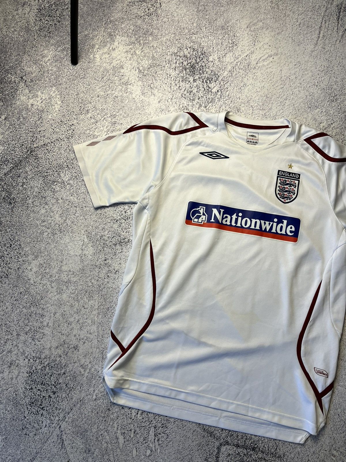 Other Authentic England 2007-08 Training Shirt. Size Large. Umbro Size US L / EU 52-54 / 3 - 2 Thumbnail