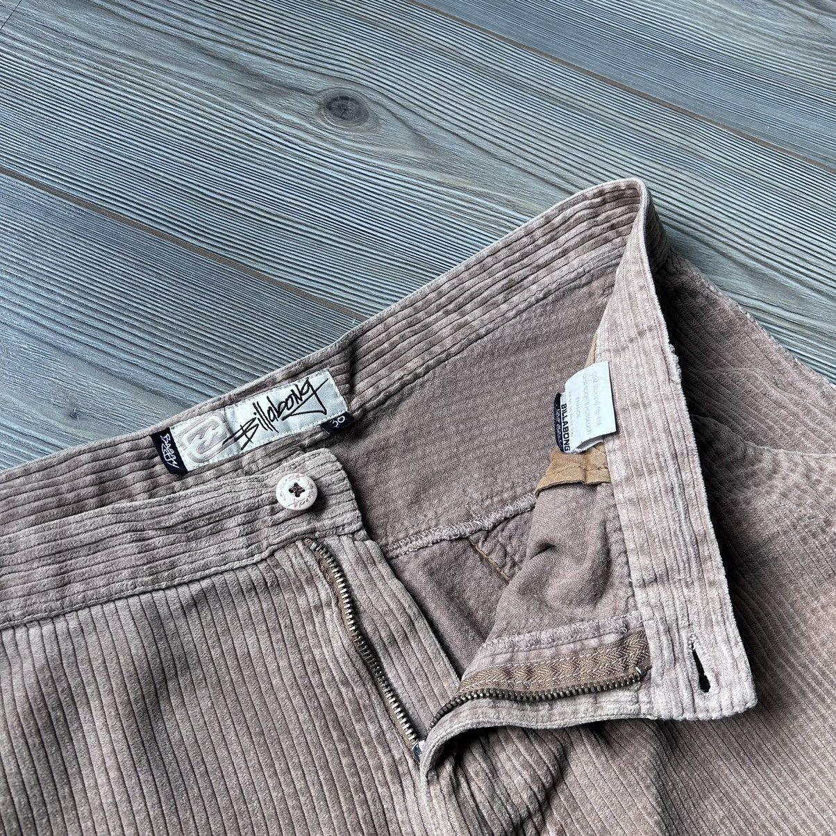 Billabong Vintage Billabong Corduroy Baggy Shorts Size US 36 / EU 52 - 14 Thumbnail