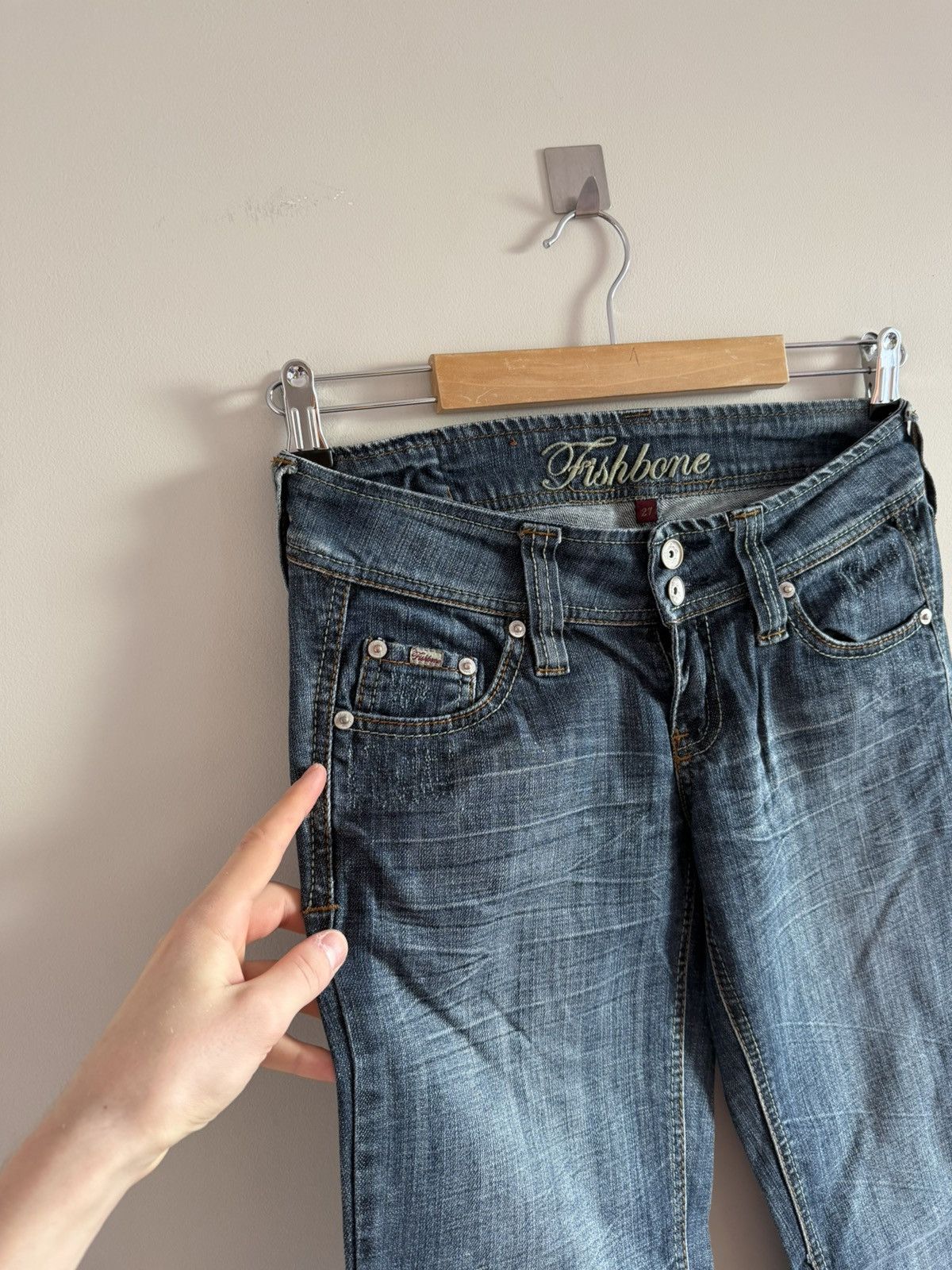 Vintage Vintage Y2K Mid Wash Flared Low Rise Denim Jeans Size 27" / US 4 / IT 40 - 3 Thumbnail