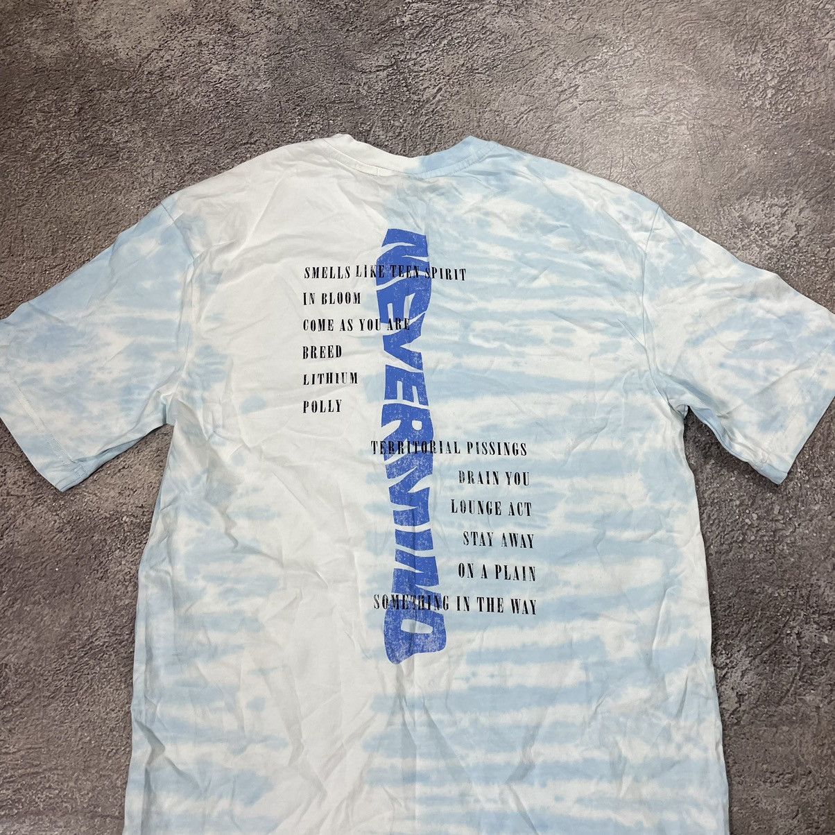 Vintage Vintage TEE Tee NIRVANA NEVERMIND TOUR BAND ROCK M Size US M / EU 48-50 / 2 - 5 Thumbnail